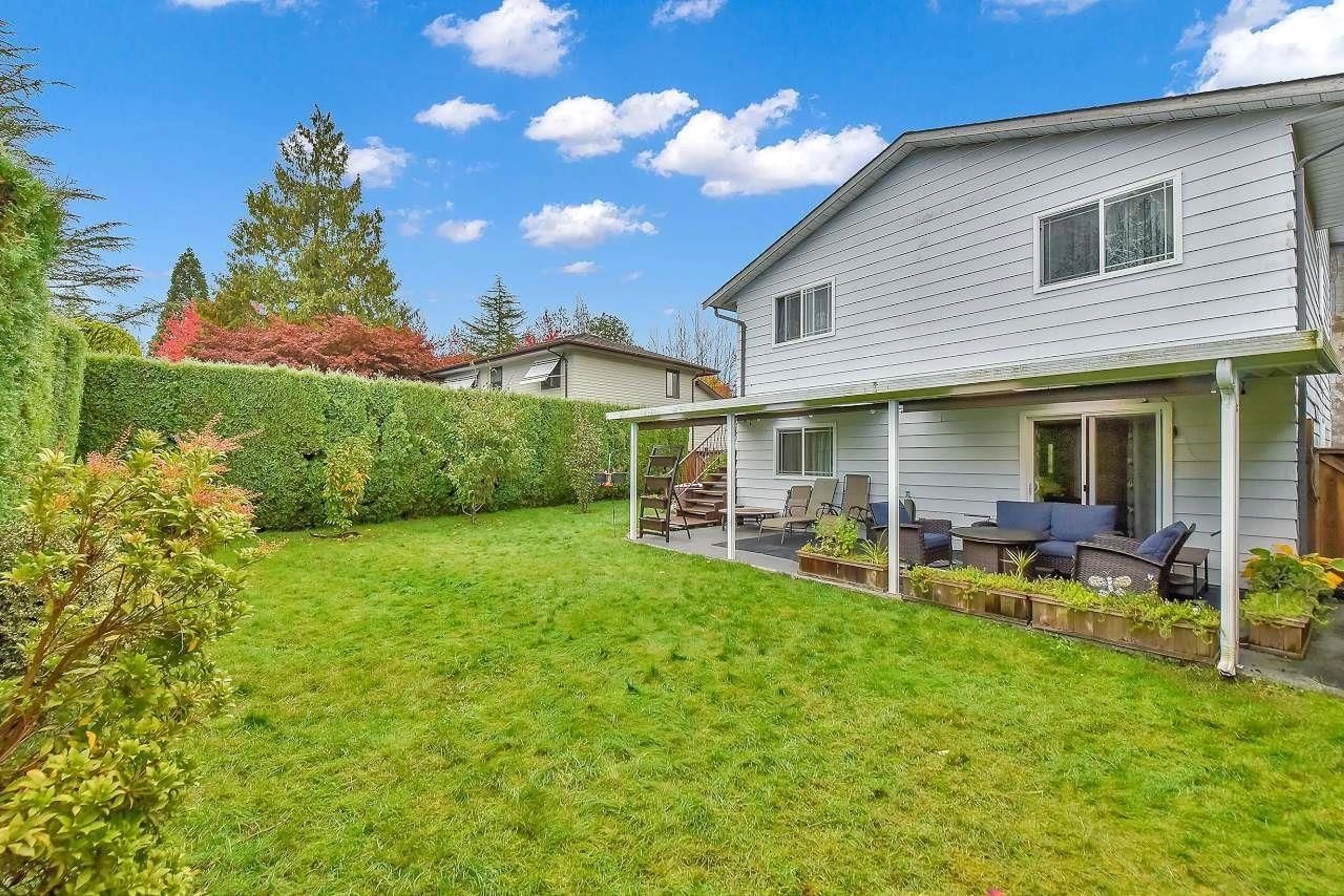 Patio, water/lake/river/ocean view for 9113 145A, Surrey British Columbia V3R7L6