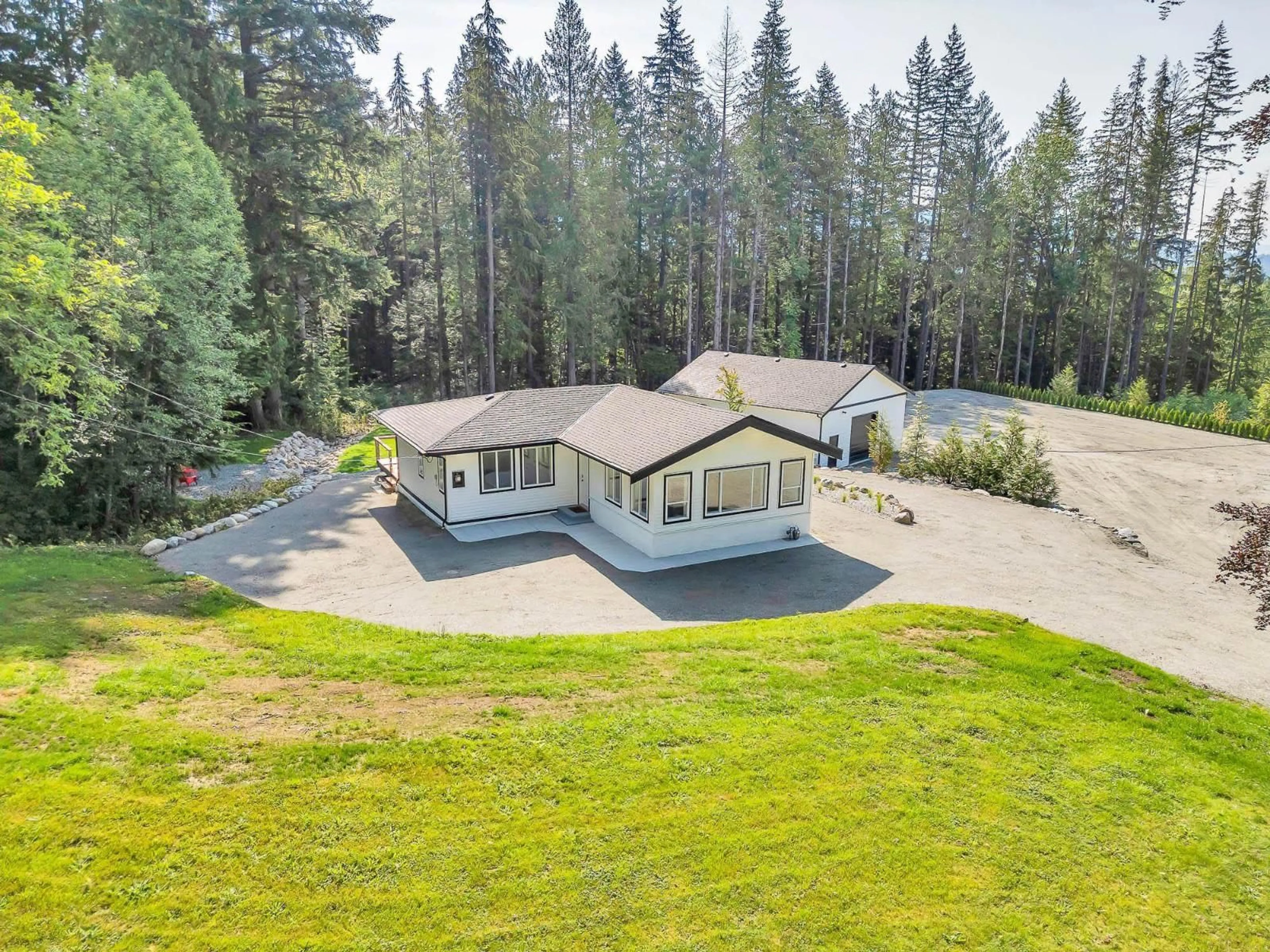 A pic from outside/outdoor area/front of a property/back of a property/a pic from drone, unknown for 12358 CARR, Mission British Columbia V4S1B9