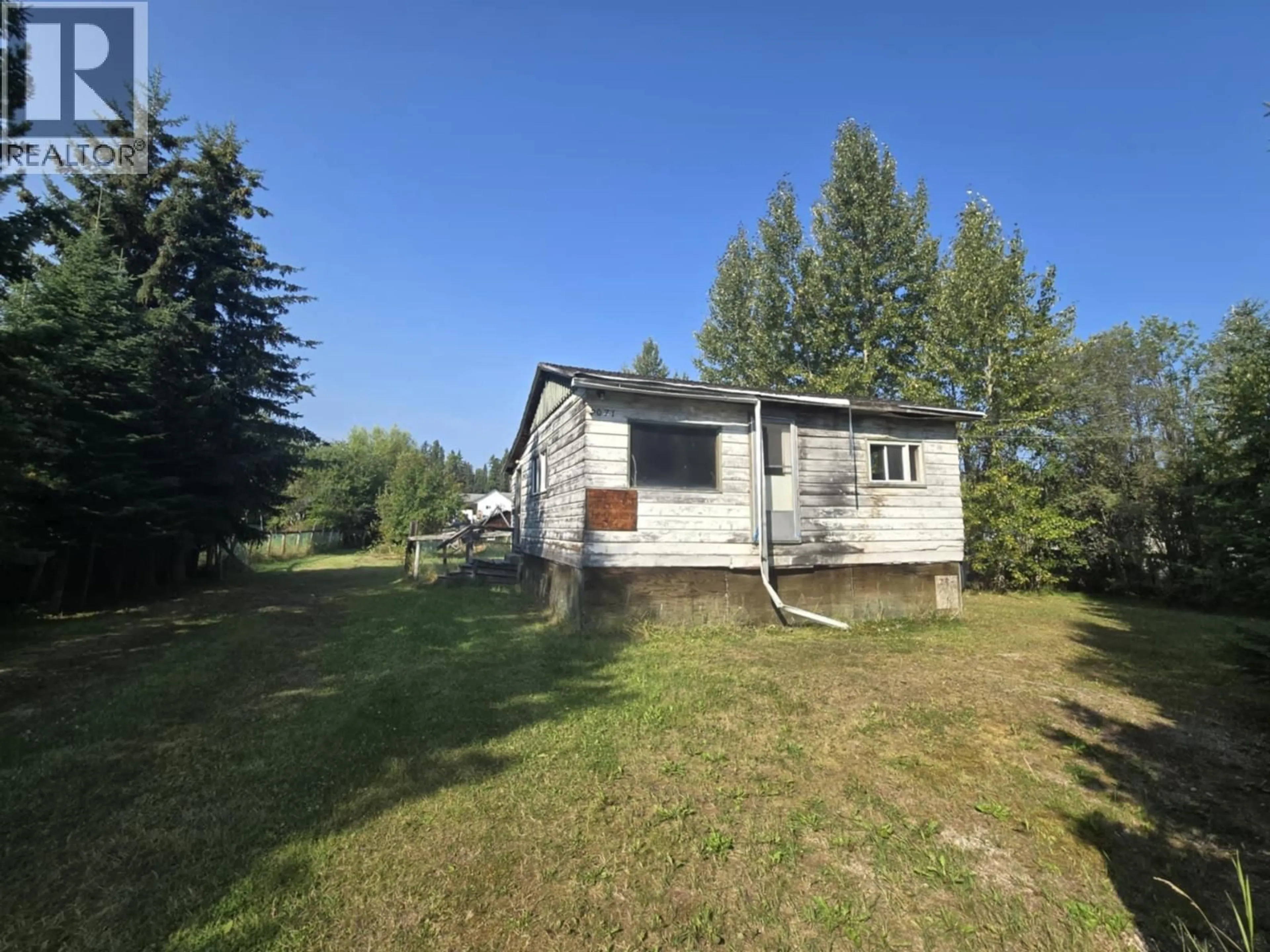 A pic from outside/outdoor area/front of a property/back of a property/a pic from drone, building for 2071 E MCLAREN ROAD, Prince George British Columbia V2N6T9