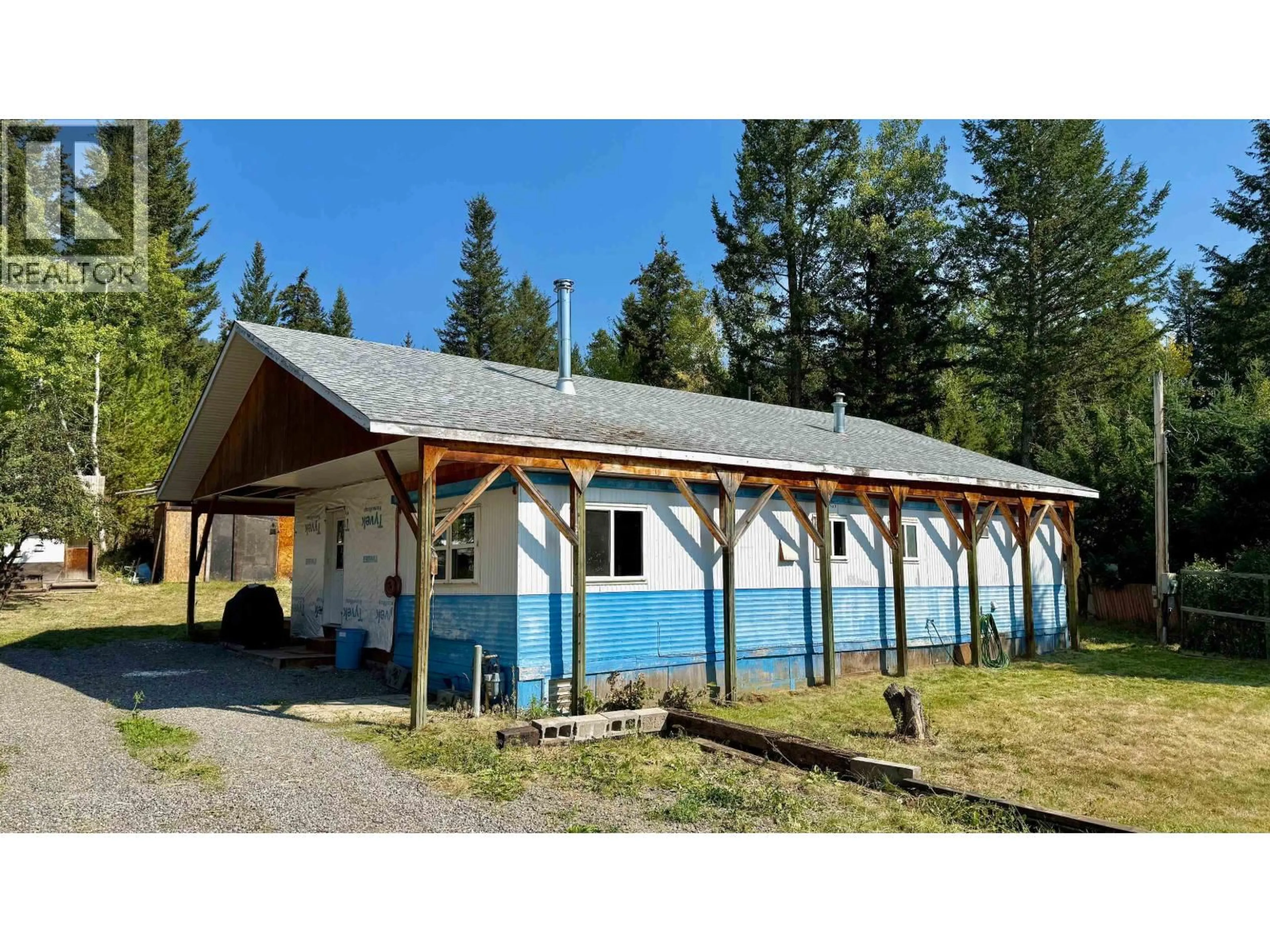Shed for 5869 HORSE LAKE ROAD, 100 Mile House British Columbia V0K2E3