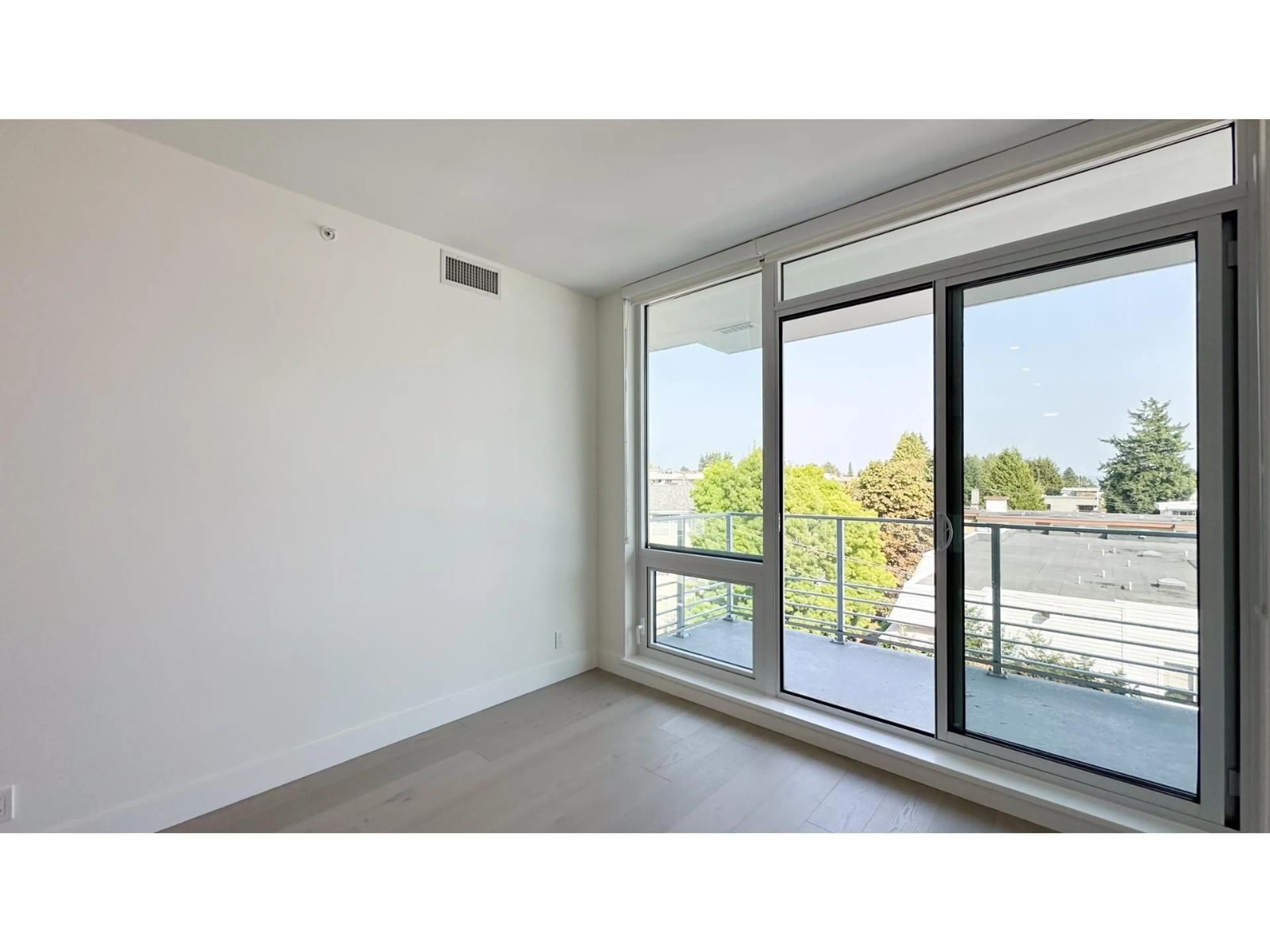 A pic of a room for 408 - 1342 JOHNSTON, White Rock British Columbia V4B0C7