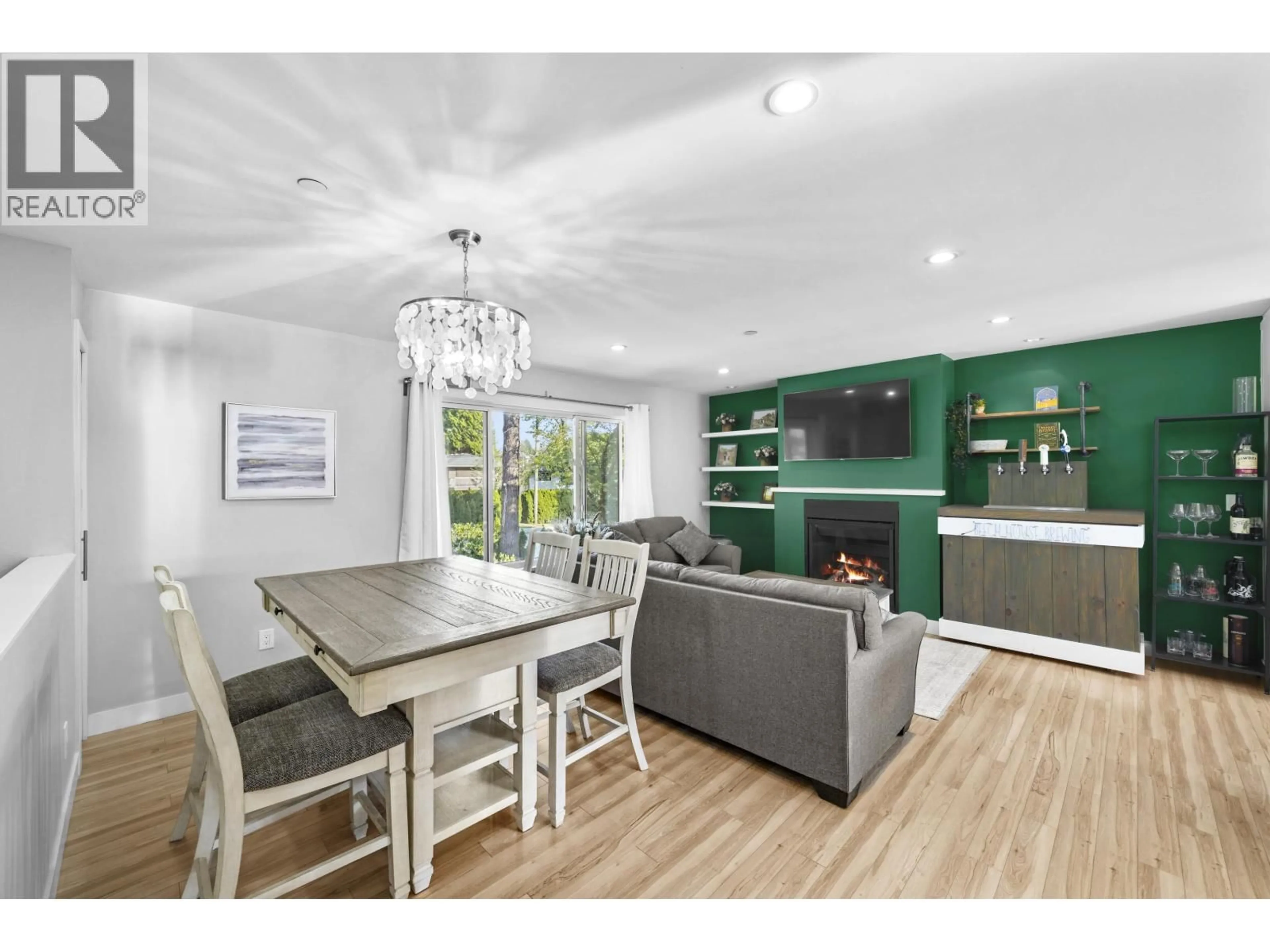 Open concept kitchen, wood/laminate floor for 3759 COAST MERIDIAN ROAD, Port Coquitlam British Columbia V3B3P2