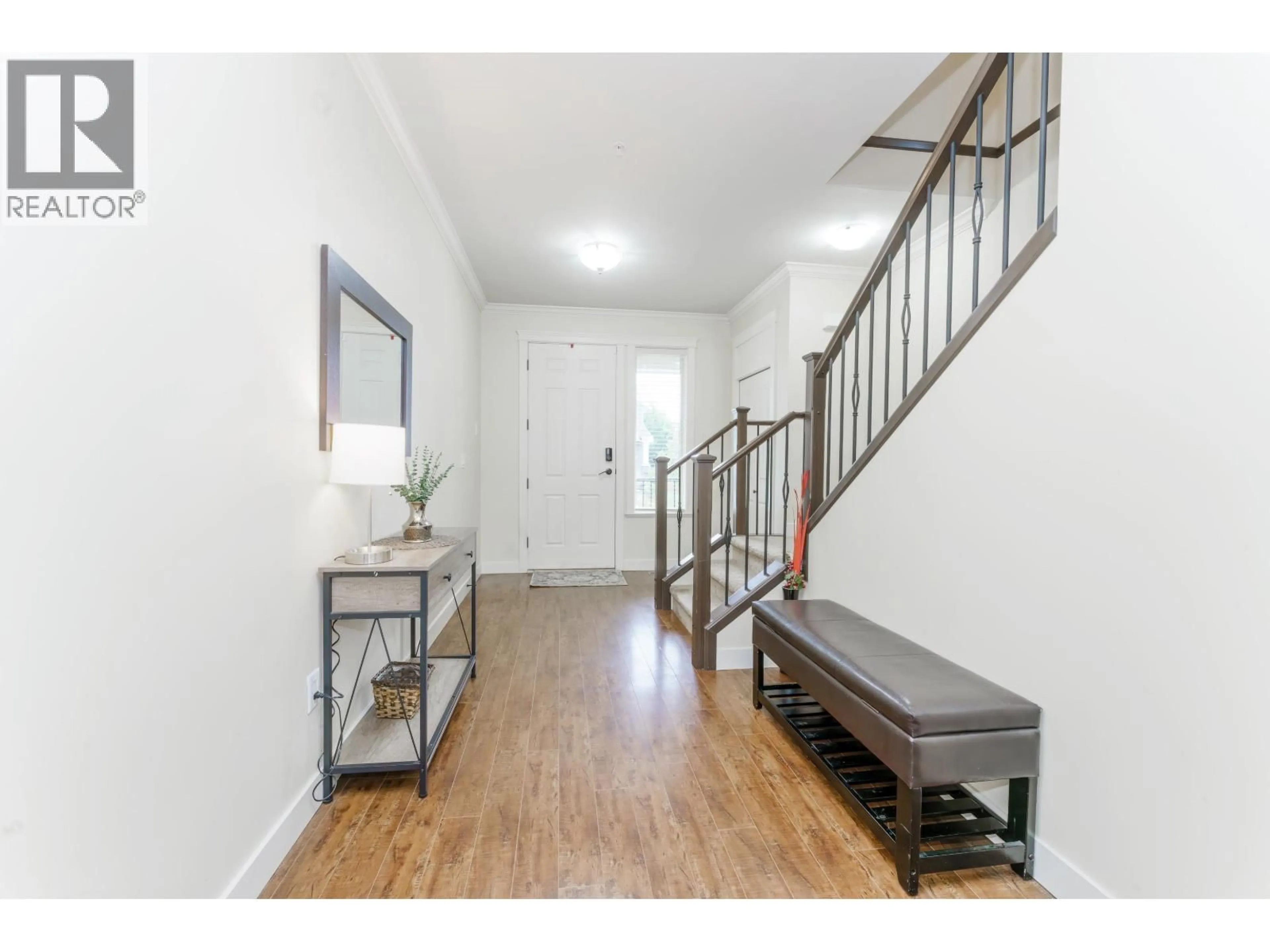 Indoor entryway for 24787 105A AVENUE, Maple Ridge British Columbia V2W0G2