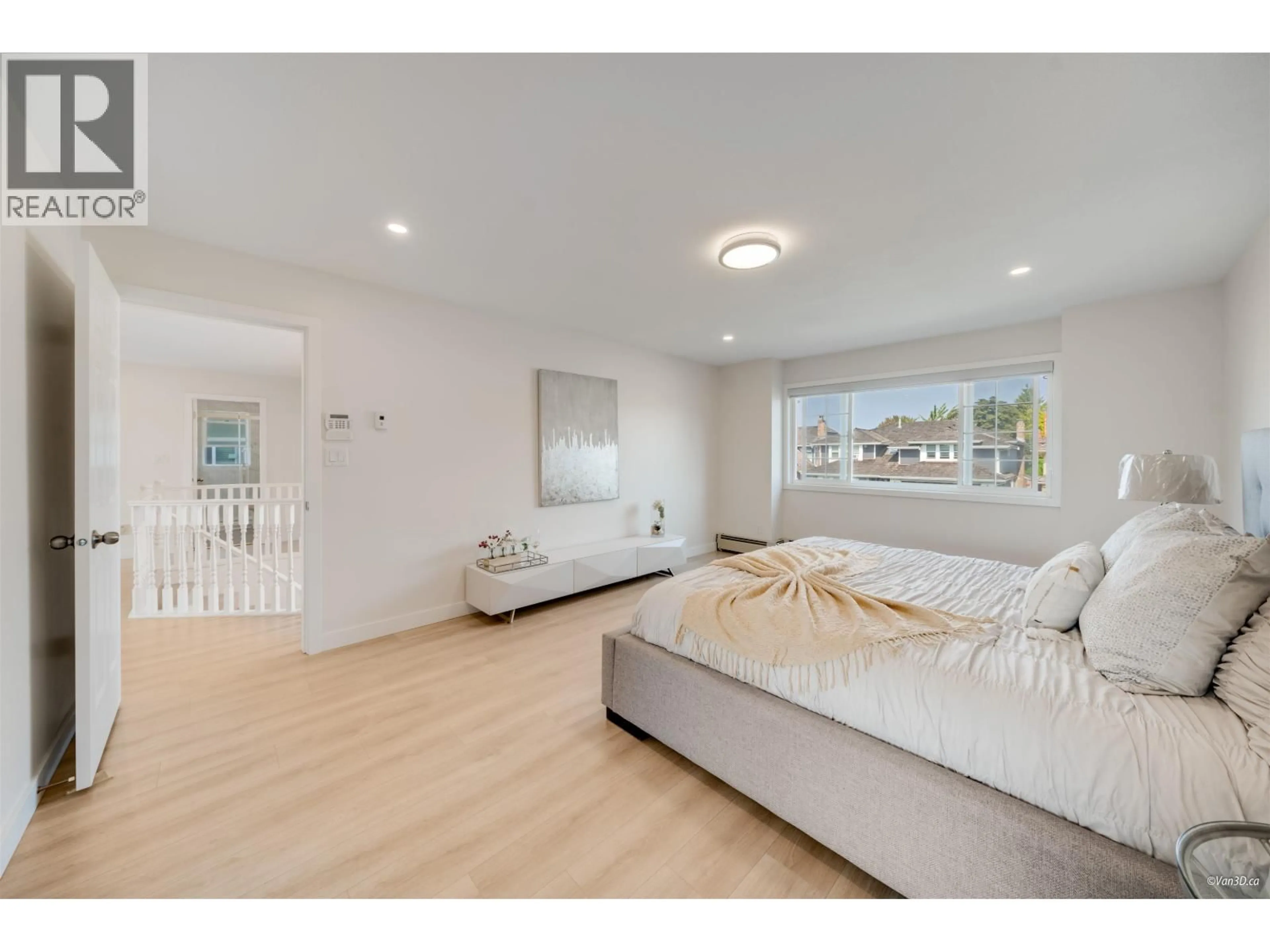 A pic of a room for 9420 LAKA DRIVE, Richmond British Columbia V7E5X5