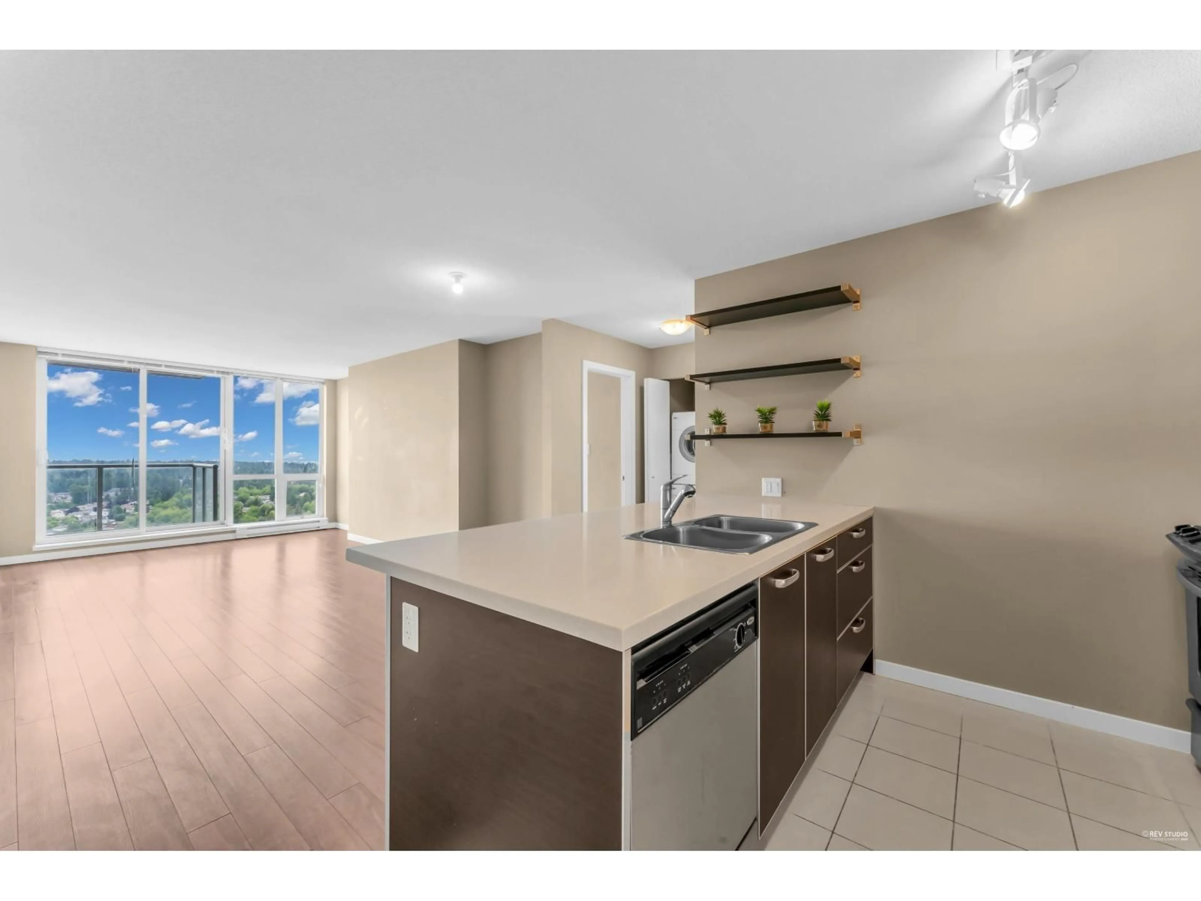 Open concept kitchen, unknown for 2909 - 9981 WHALLEY, Surrey British Columbia V3T0H5