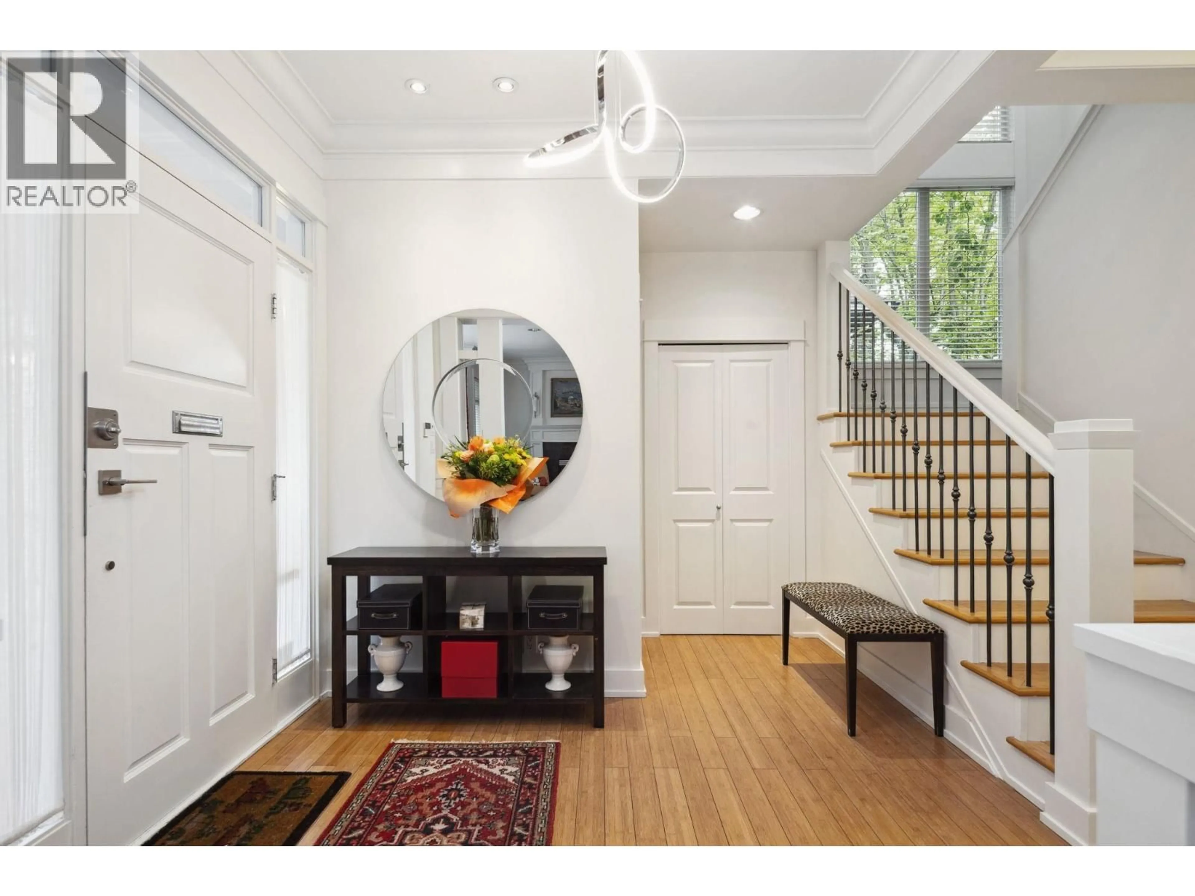 Indoor entryway for 3322 40TH AVENUE, Vancouver British Columbia V6N3B6