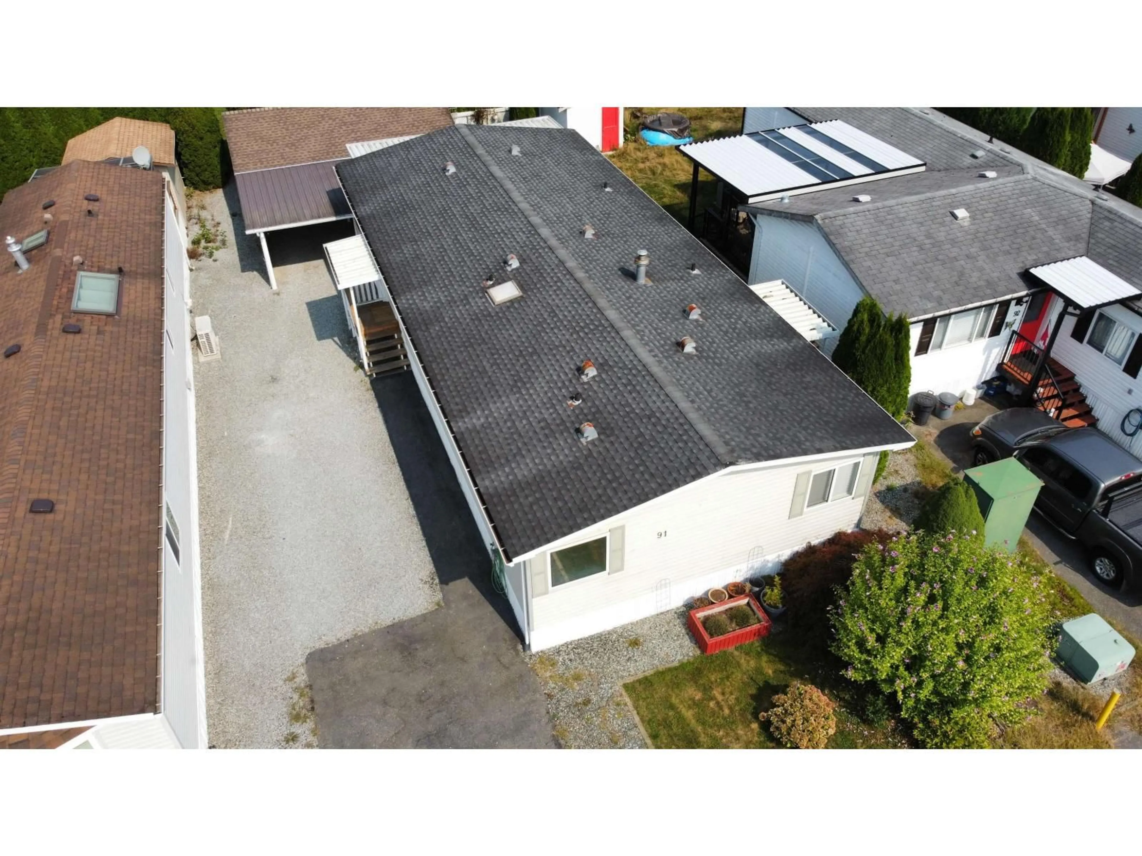 A pic from outside/outdoor area/front of a property/back of a property/a pic from drone, street for 91 - 41168 LOUGHEED, Mission British Columbia V0M1G0