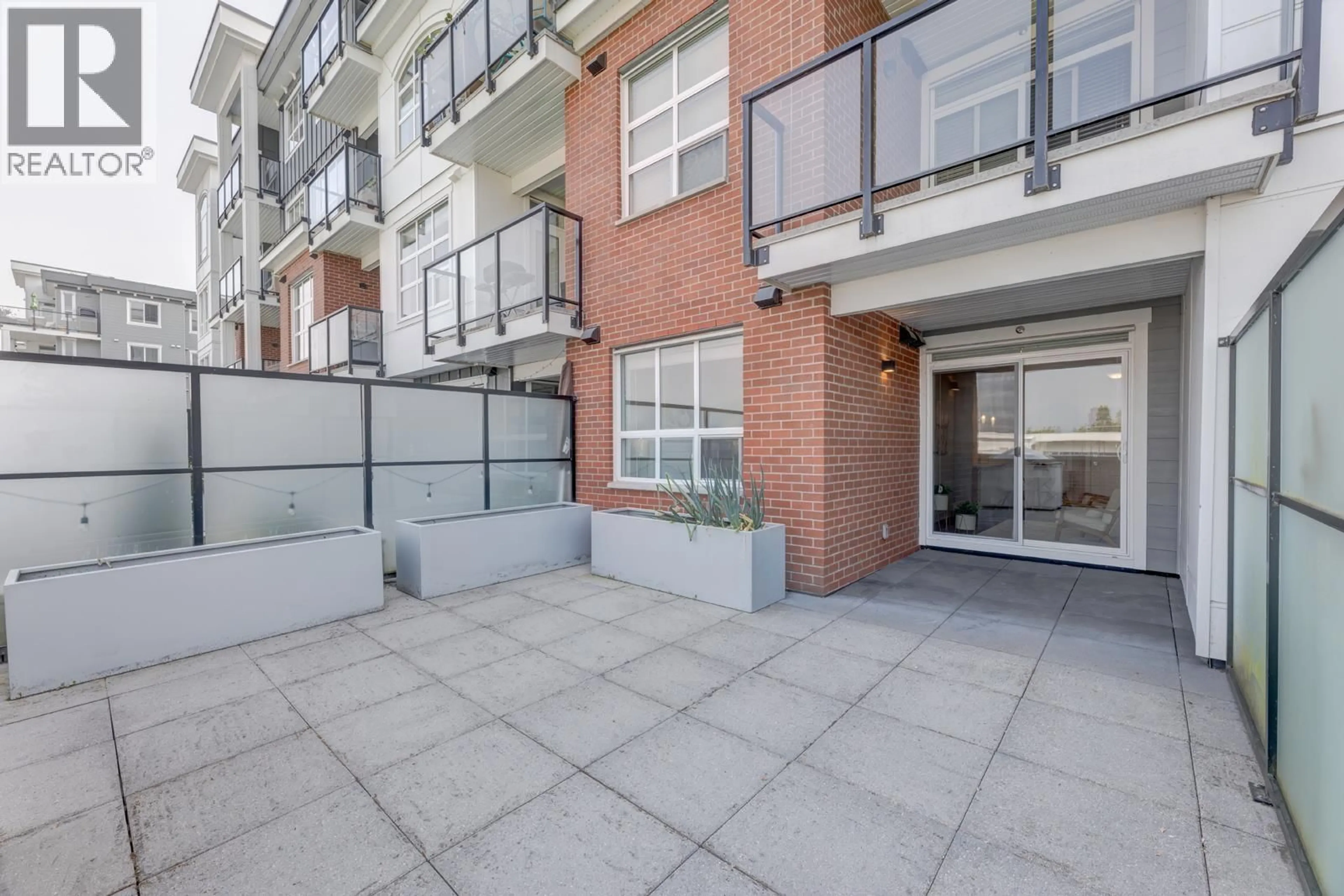 Patio, street for 3304 - 2180 KELLY AVENUE, Port Coquitlam British Columbia V3C3B1