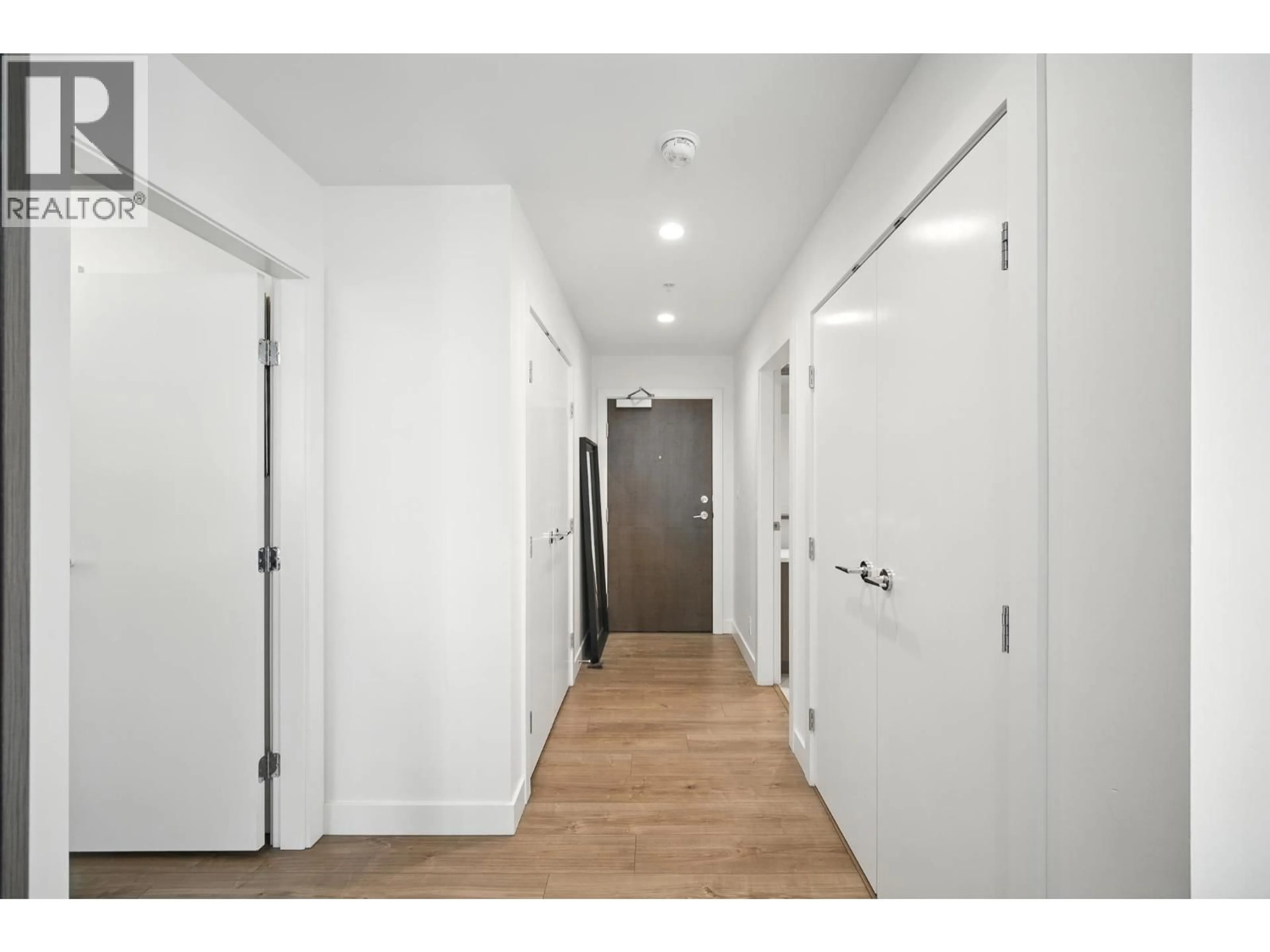 Unknown for 307 - 4465 JUNEAU STREET, Burnaby British Columbia V5C0L8