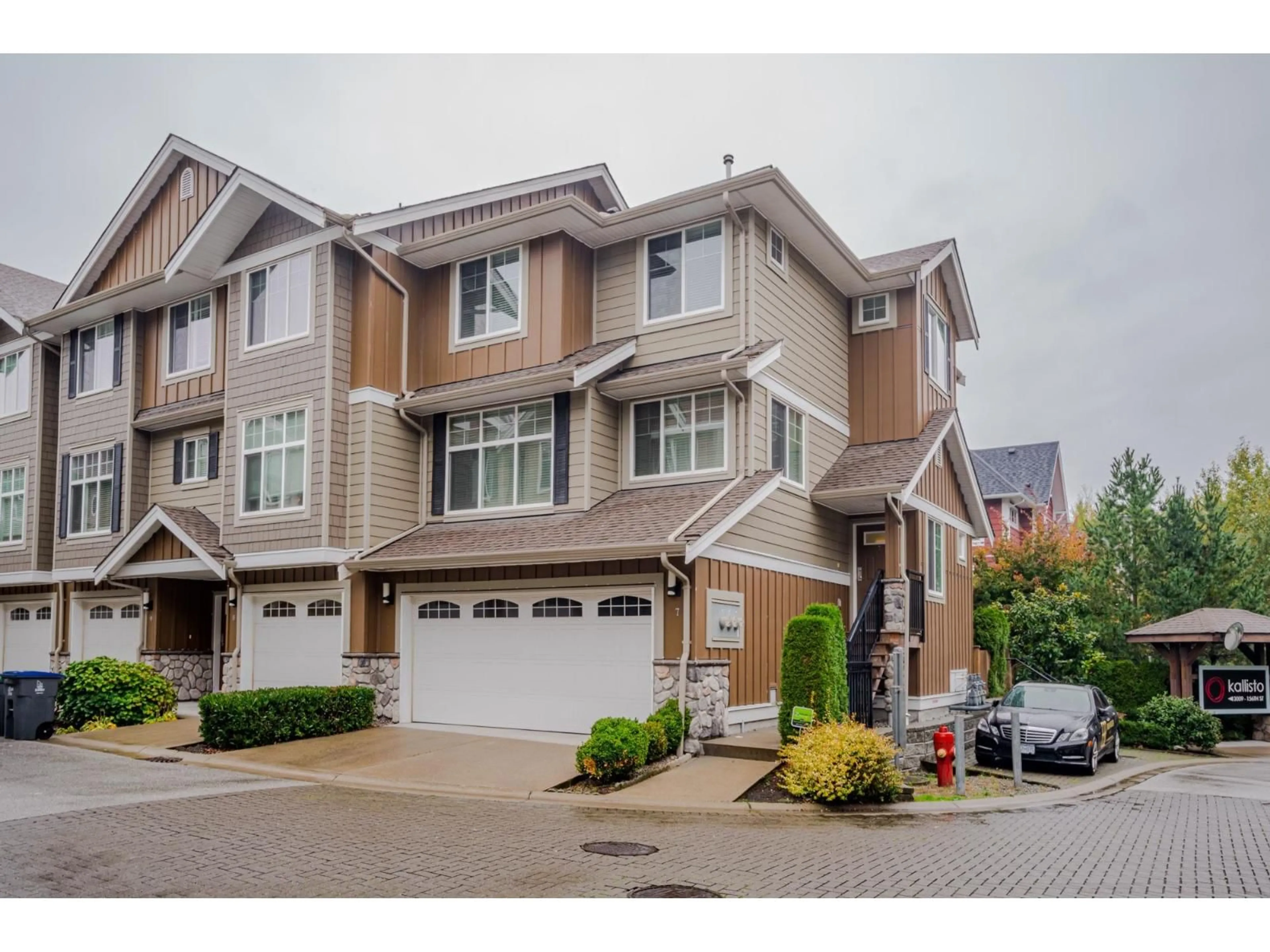 Unknown for 7 - 3009 156, Surrey British Columbia V3Z0N9