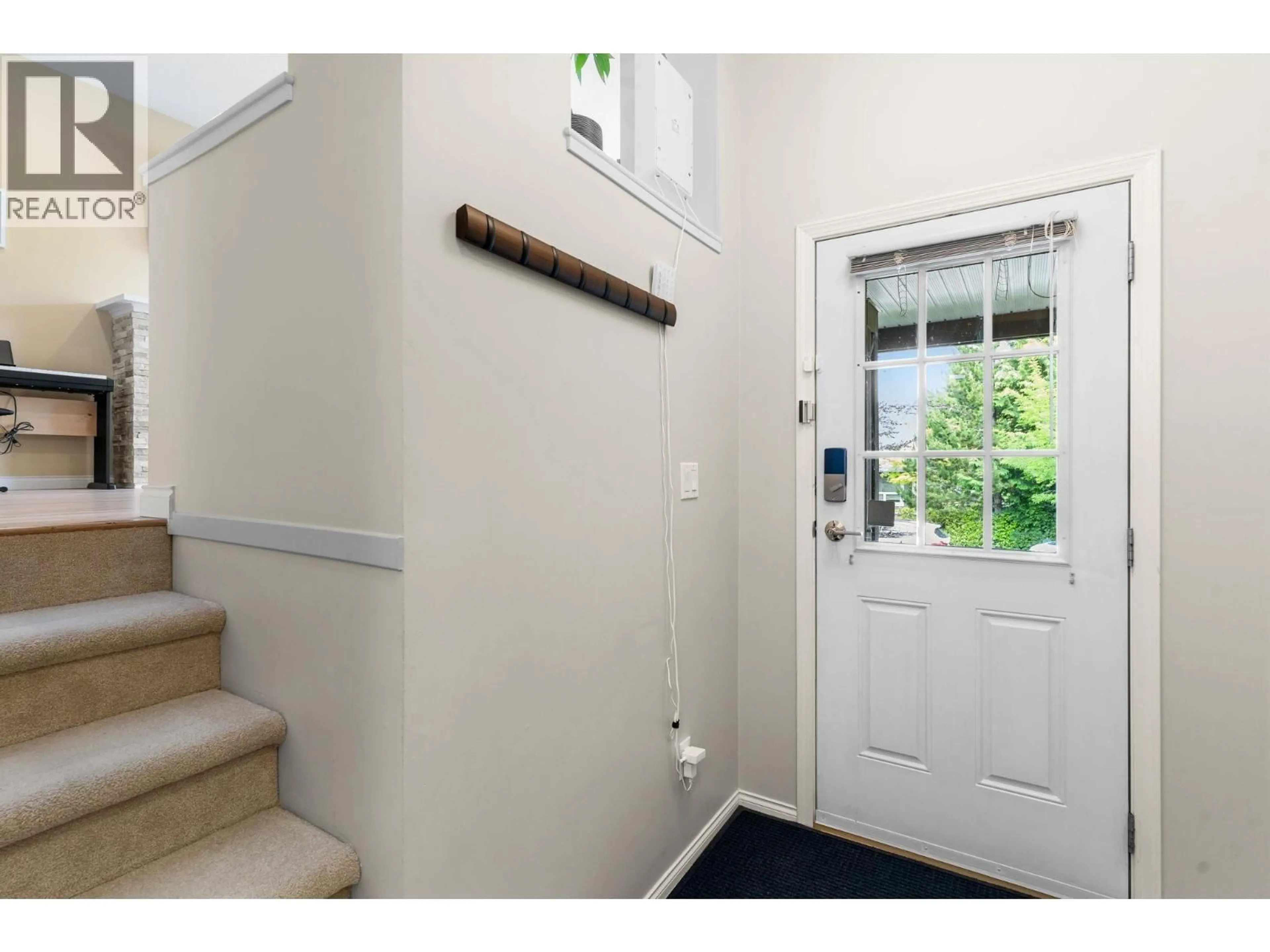 Indoor entryway for 18 - 7233 HEATHER STREET, Richmond British Columbia V6Y4J8