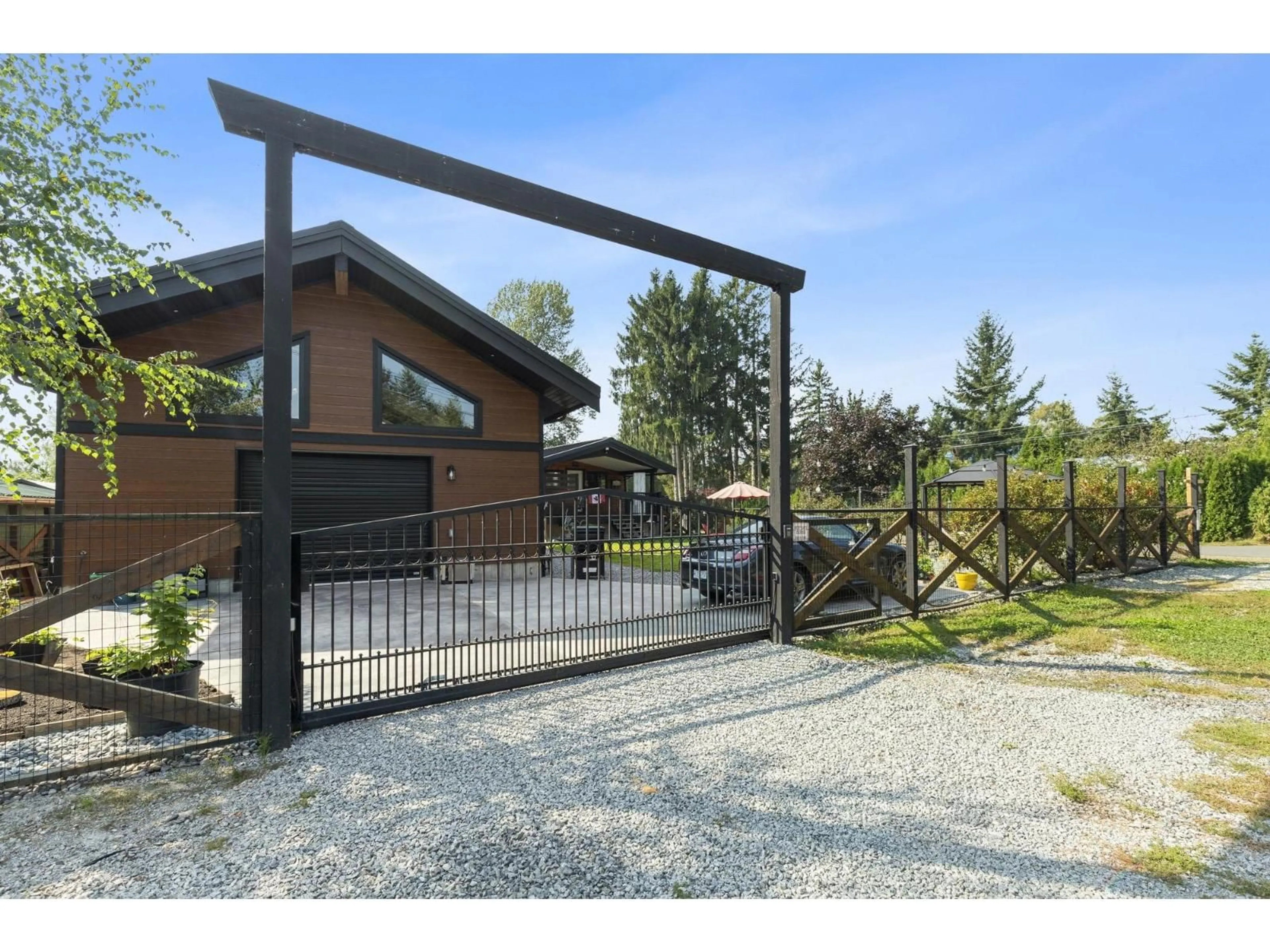 Unknown for 36072 SHORE, Mission British Columbia V2V4J1