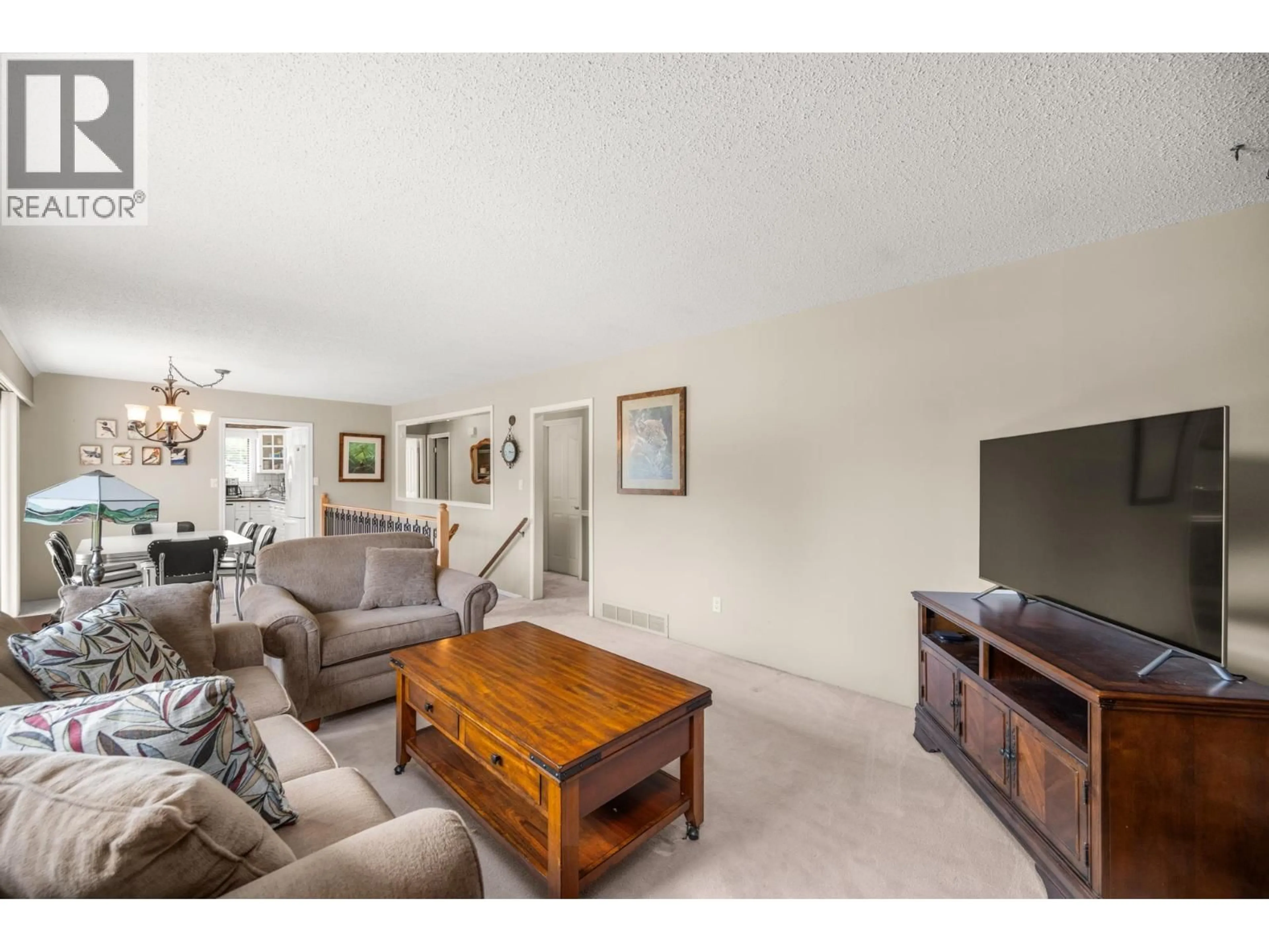 Living room with furniture, unknown for 22101 CANUCK CRESCENT, Maple Ridge British Columbia V2X4G1