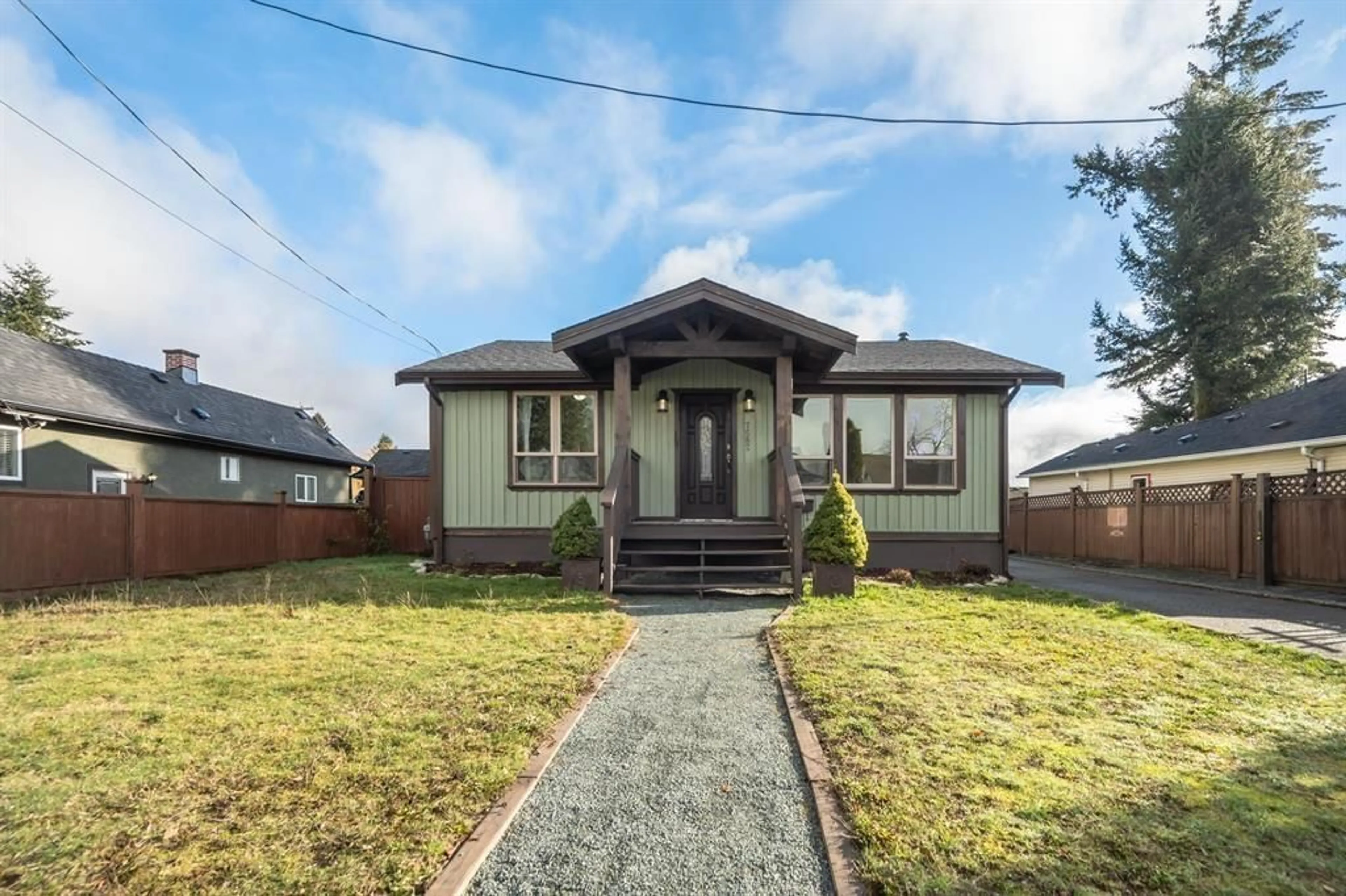 Unknown for 7582 DUNSMUIR, Mission British Columbia V2V4B4
