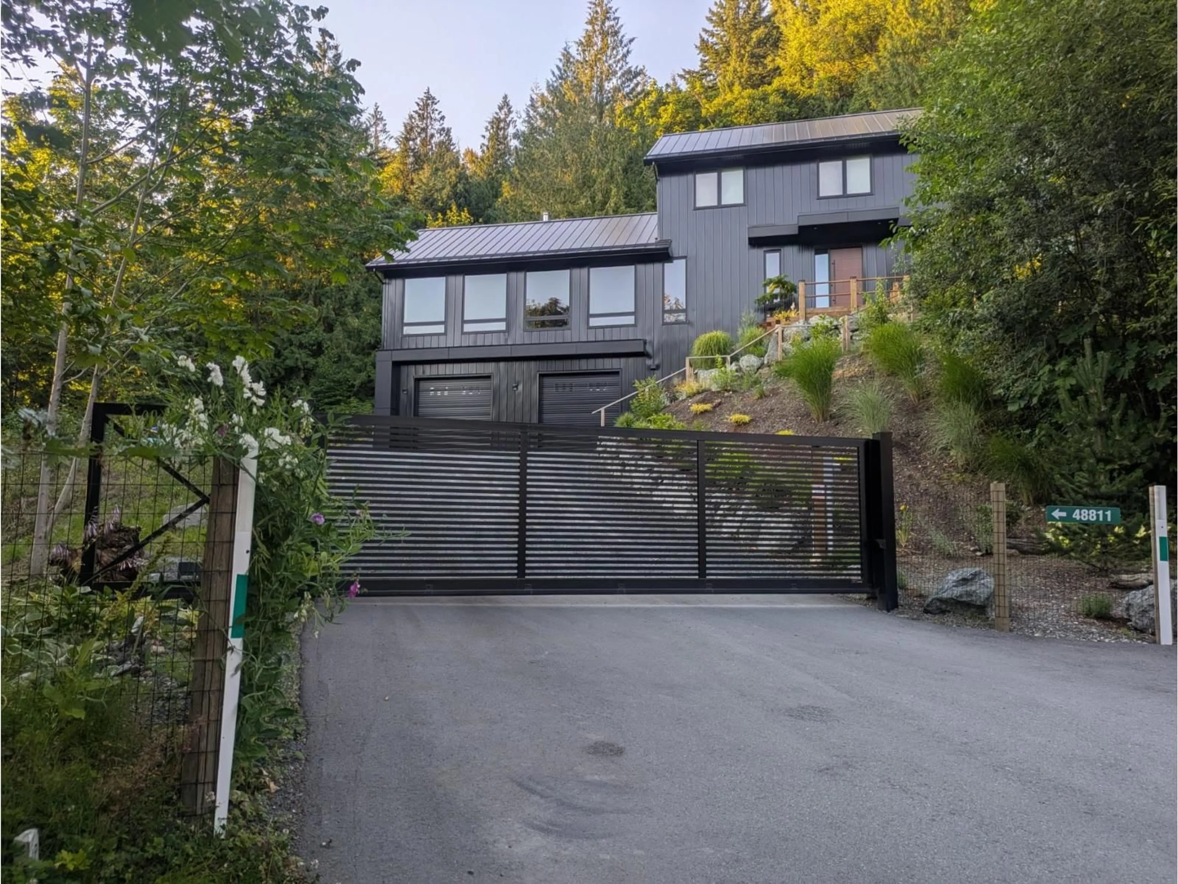 A pic from outside/outdoor area/front of a property/back of a property/a pic from drone, street for 48811 ELK VIEW ROAD, Chilliwack British Columbia V4Z1G7