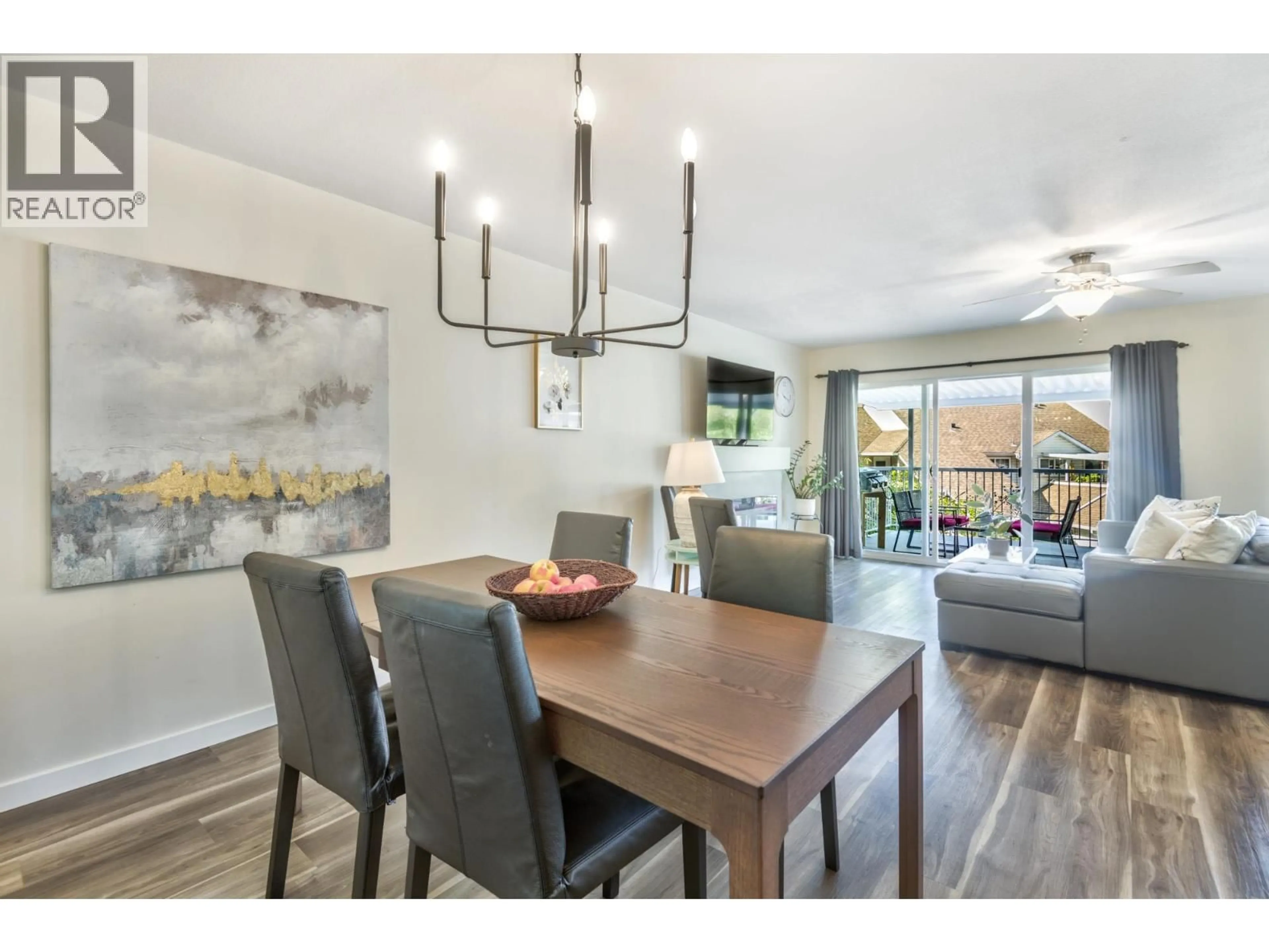 Dining room, wood/laminate floor for 227 - 22555 116 AVENUE, Maple Ridge British Columbia V2X0T9