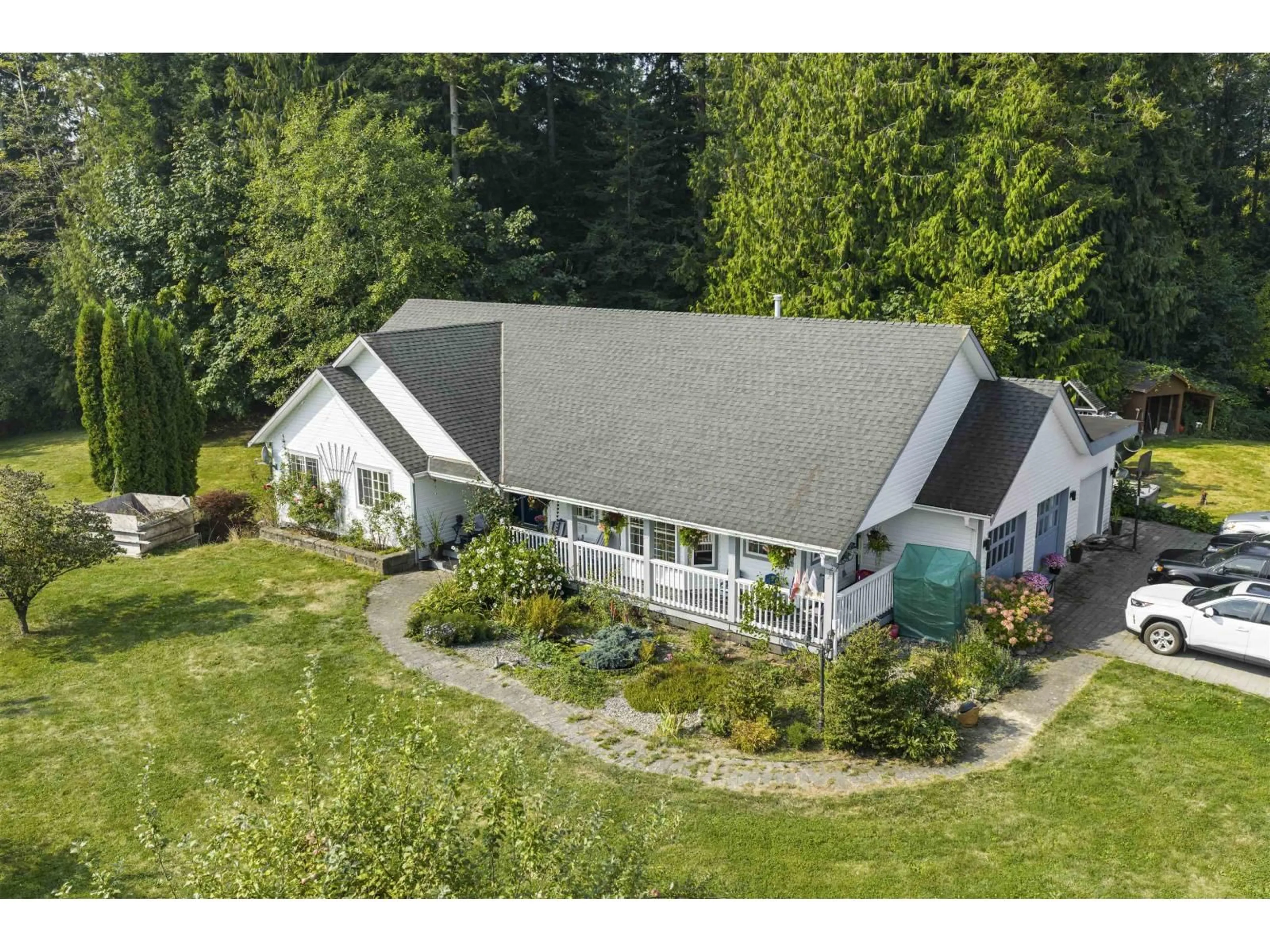 A pic from outside/outdoor area/front of a property/back of a property/a pic from drone, unknown for 2567 232, Langley British Columbia V2Z3B5