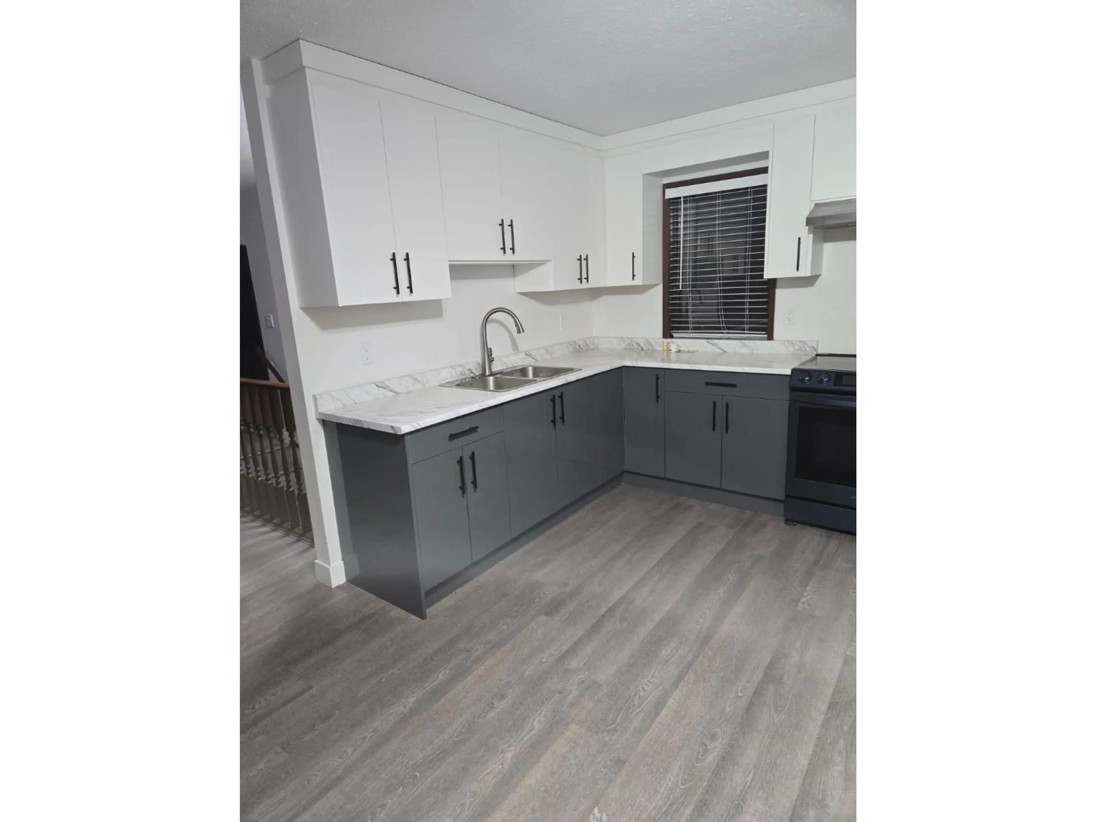 Standard kitchen, unknown for 31447 WINTON, Abbotsford British Columbia V2T6L7