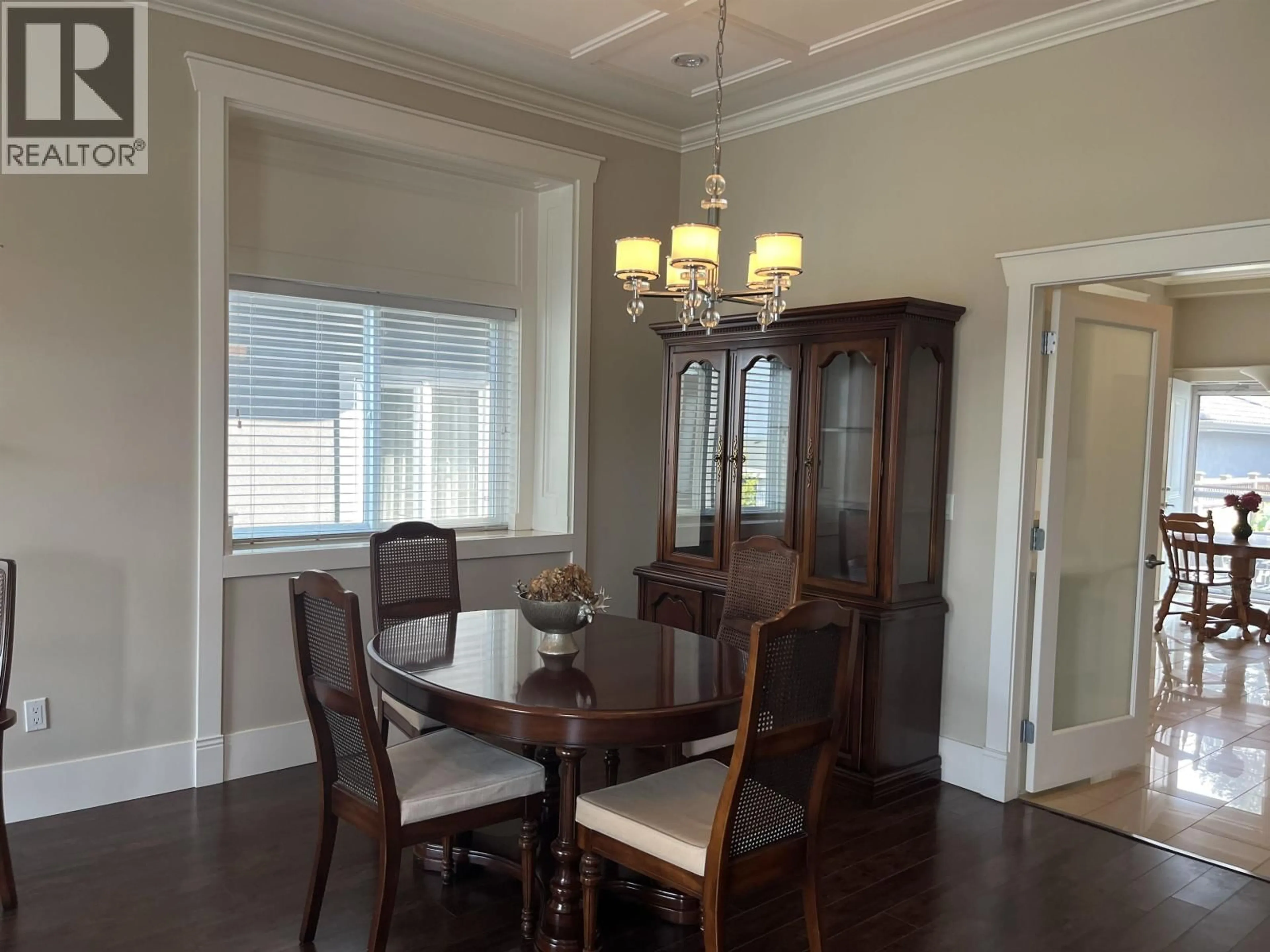 Dining room, wood/laminate floor for 3734 LINWOOD STREET, Burnaby British Columbia V5G1N5