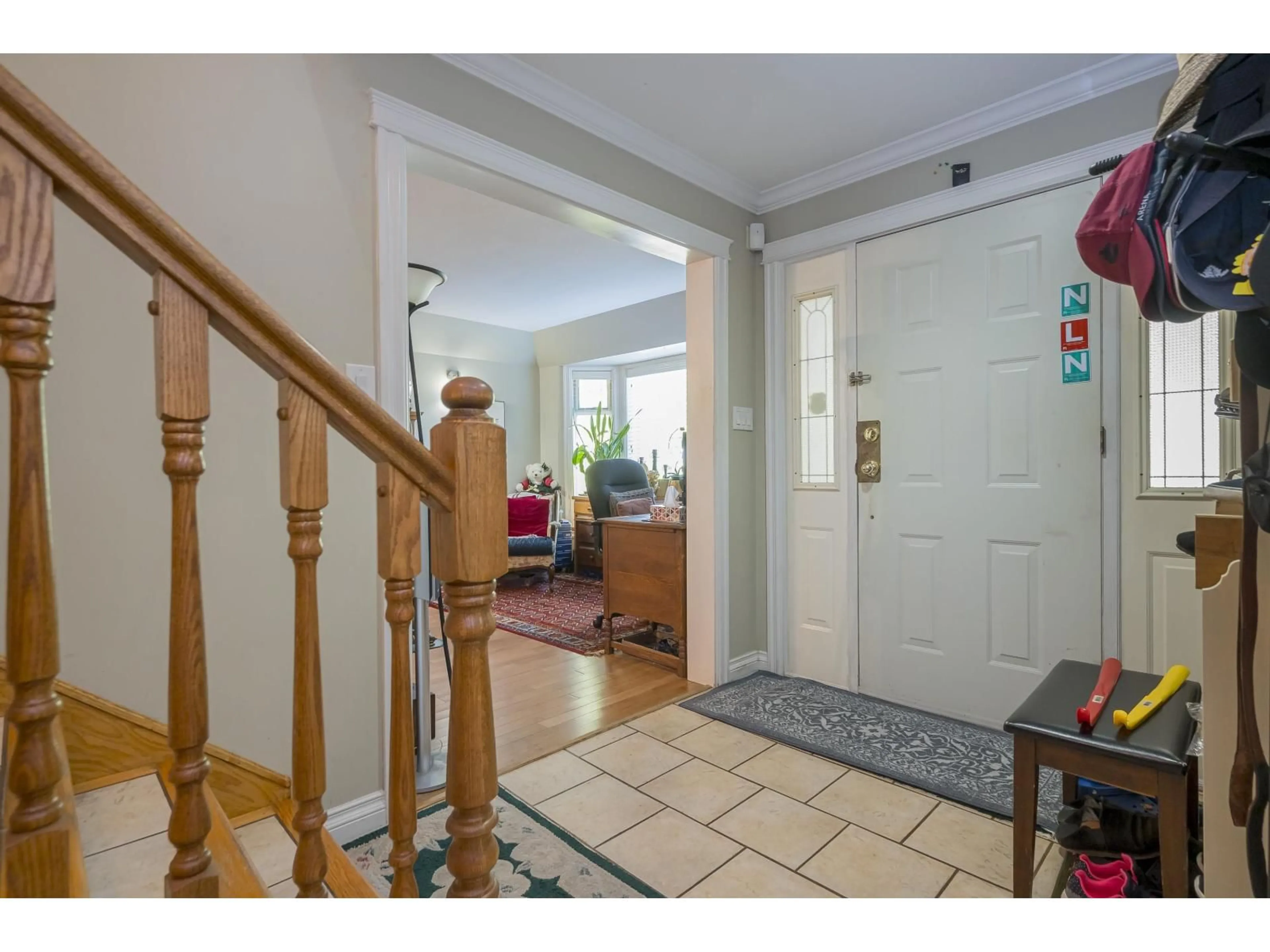 Indoor foyer for 14710 106, Surrey British Columbia V3R5Y1