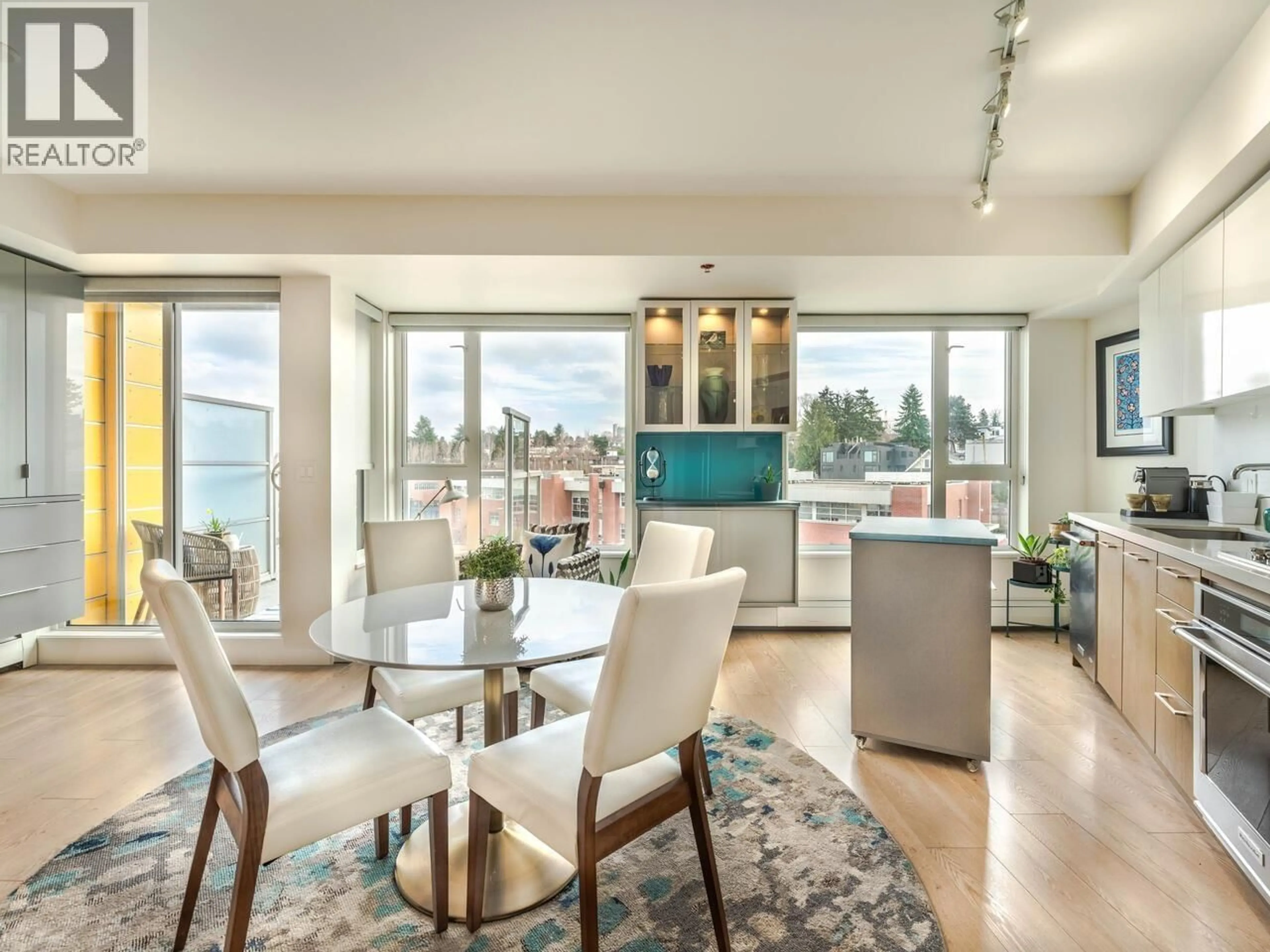 Open concept kitchen, unknown for 609 - 417 GREAT NORTHERN WAY, Vancouver British Columbia V5T0G7