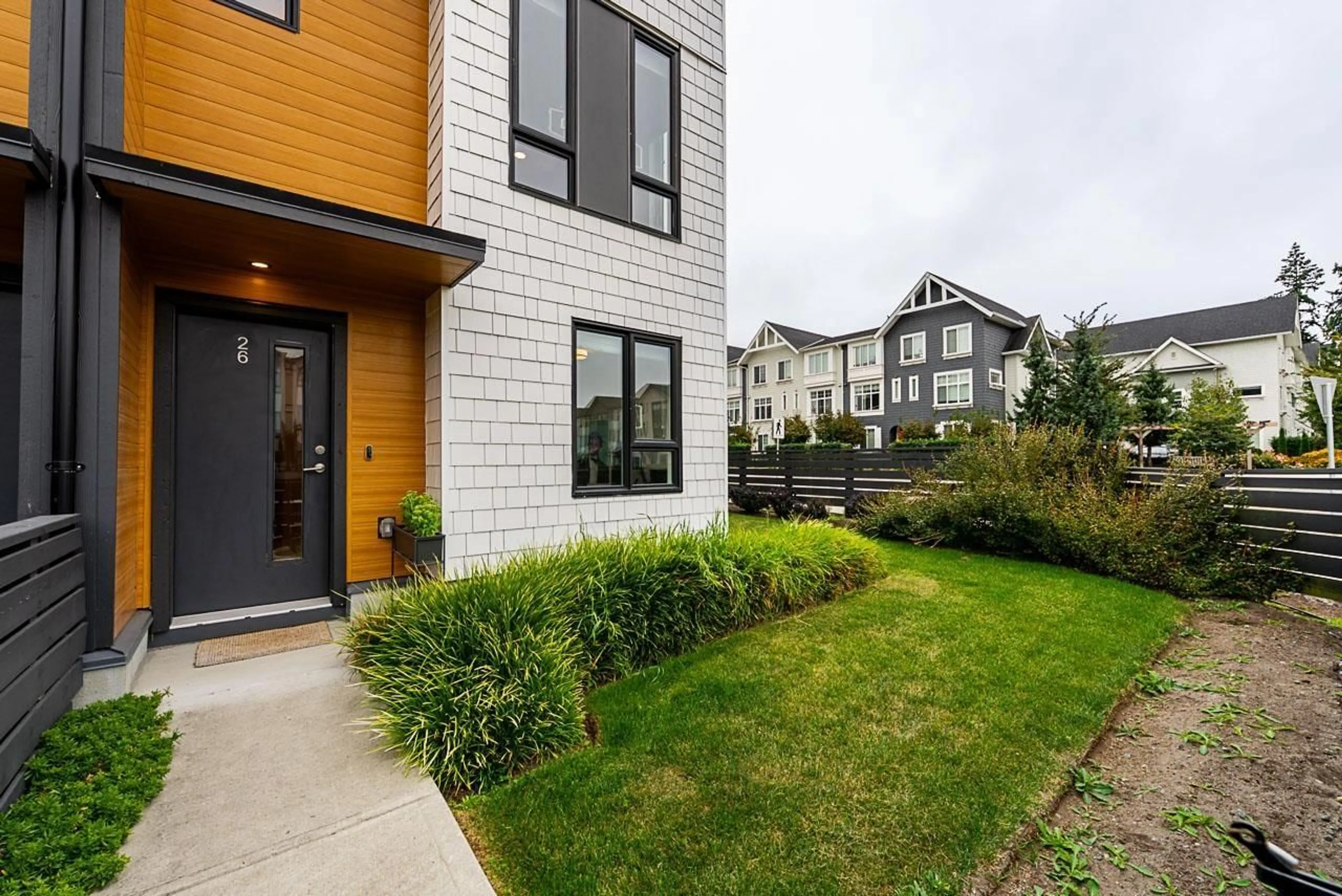 Home with brick exterior material, street for 26 - 16685 25, Surrey British Columbia V3Z0Z4