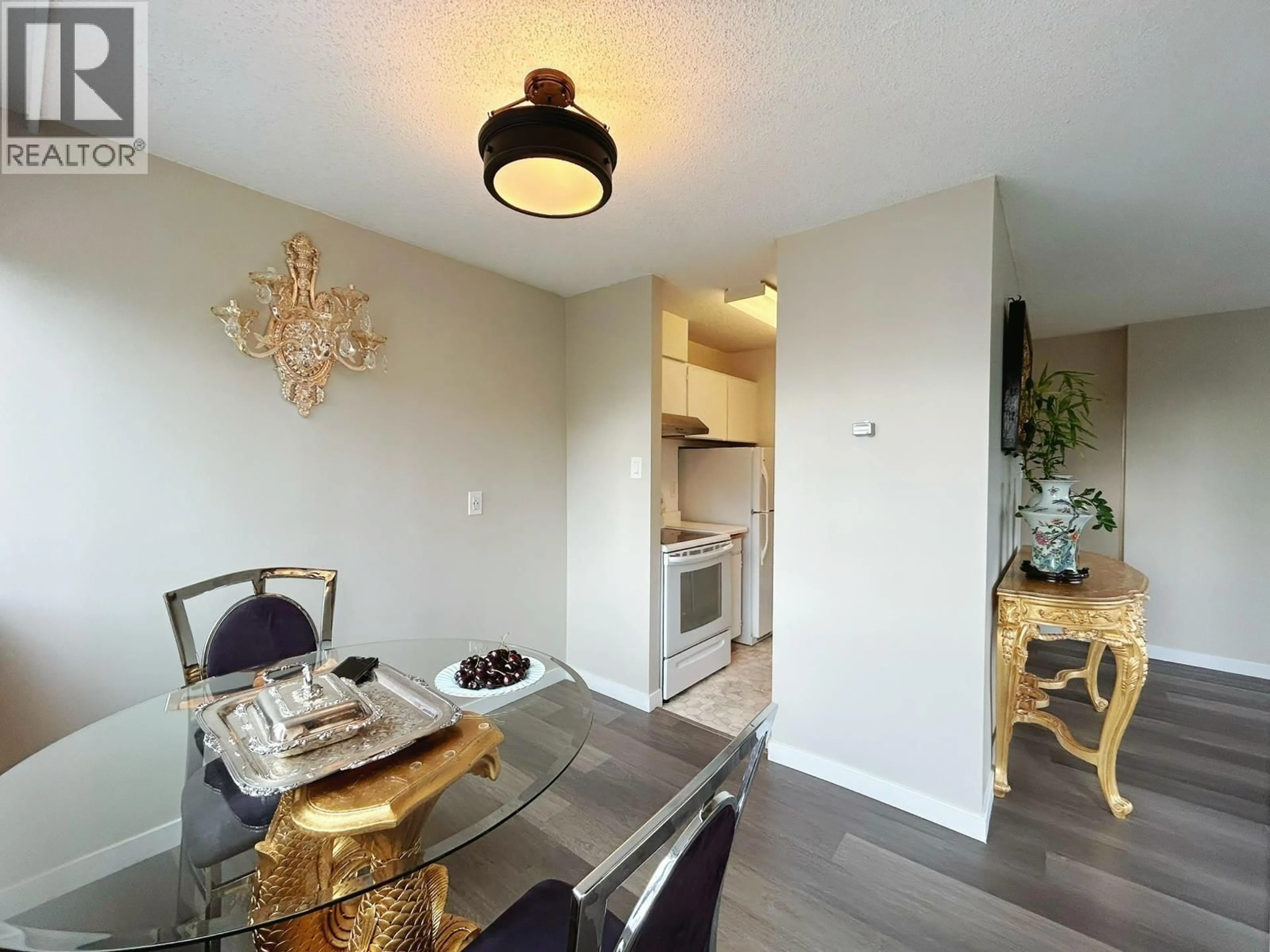 Unknown for 606 - 1740 COMOX STREET, Vancouver British Columbia V6G2Z1