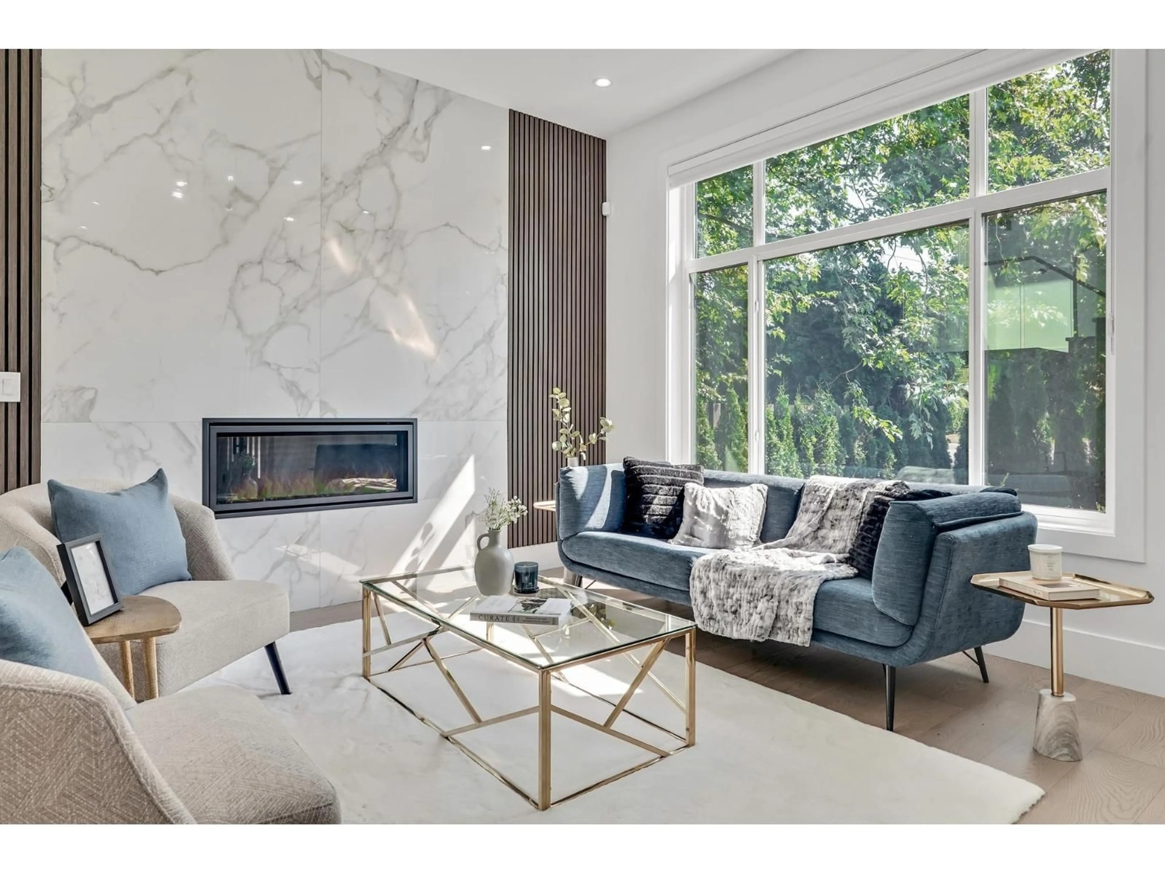Living room with furniture, unknown for 12723 25, Surrey British Columbia V4A2K5