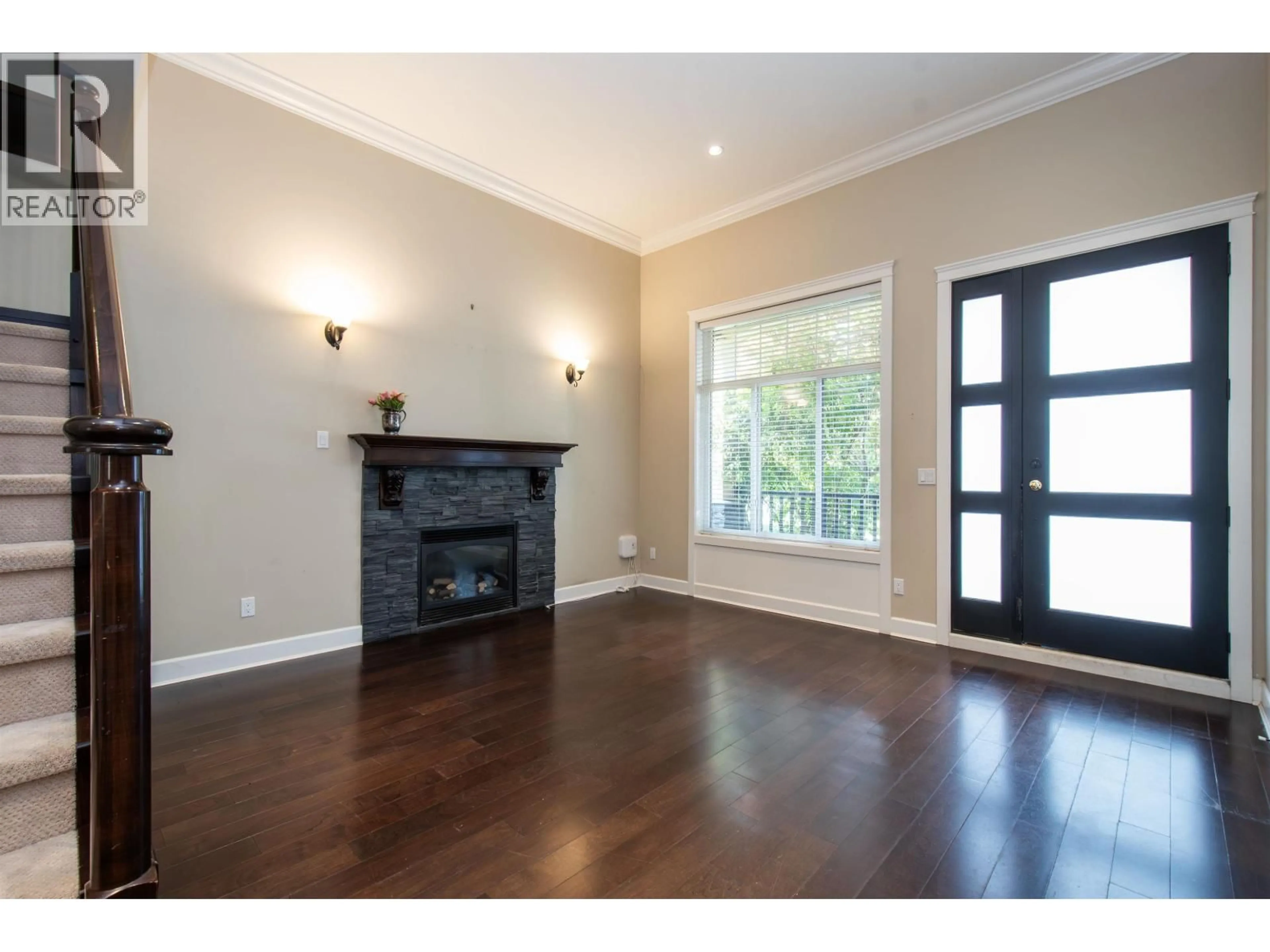Unknown for 3790 HOSKINS ROAD, North Vancouver British Columbia V7K2N8