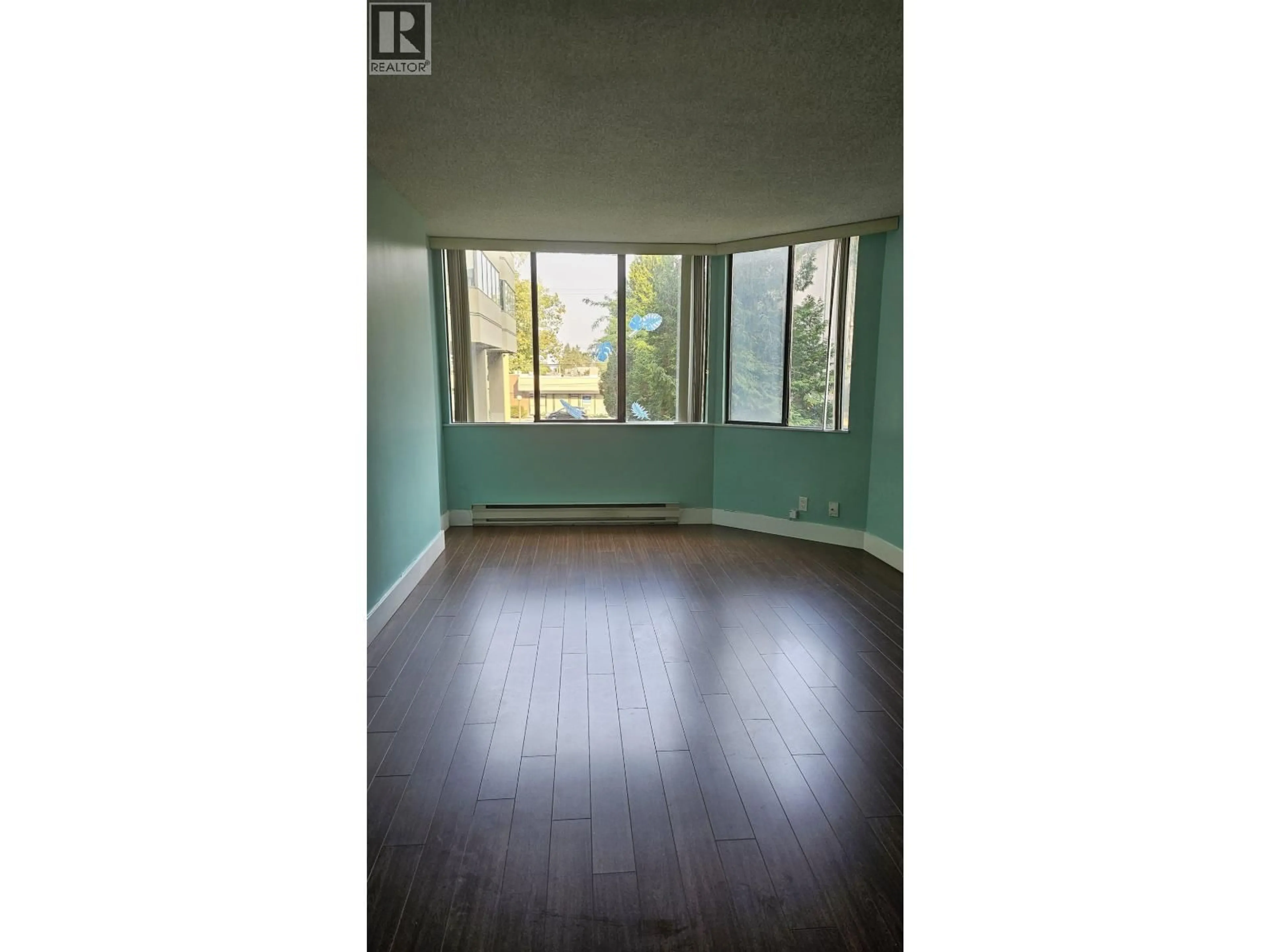 A pic of a room for 203 - 6540 BURLINGTON AVENUE, Burnaby British Columbia V5H4G3