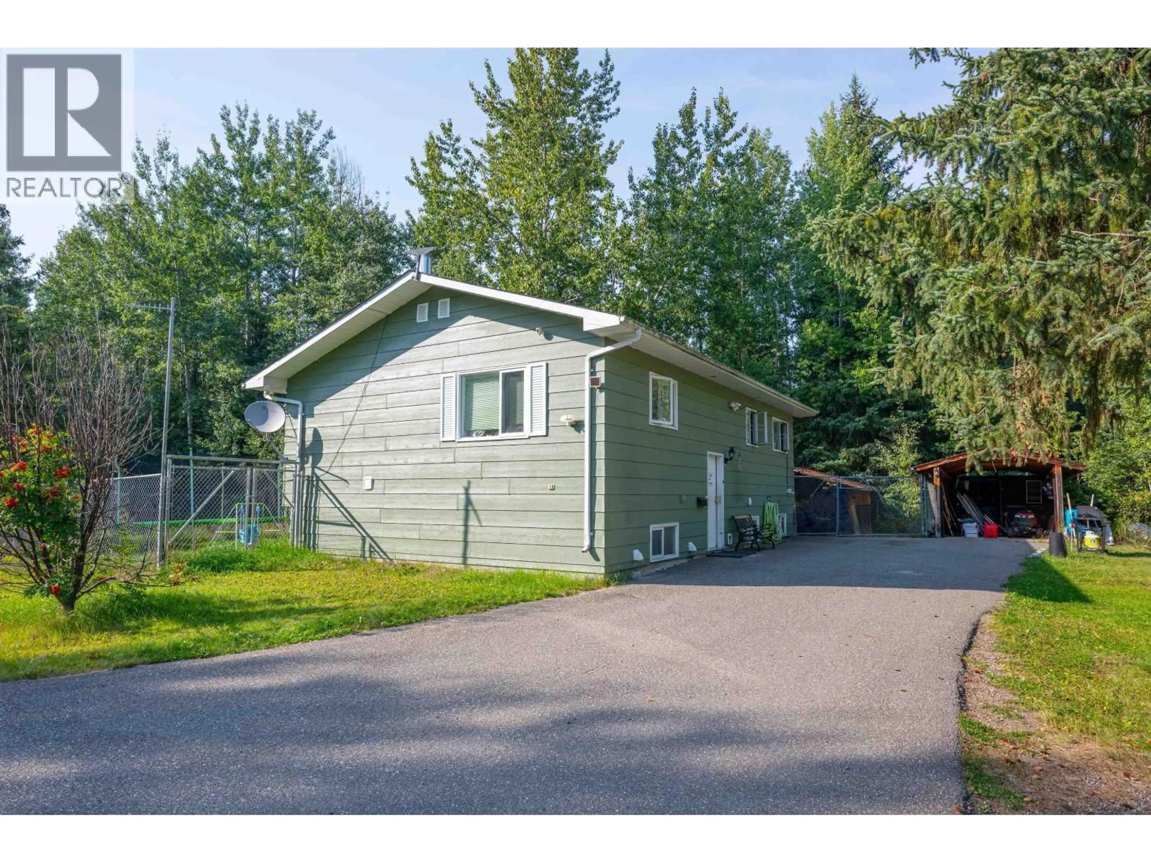 Shed for 10980 LOWER MUD RIVER ROAD, Prince George British Columbia V2N5C3