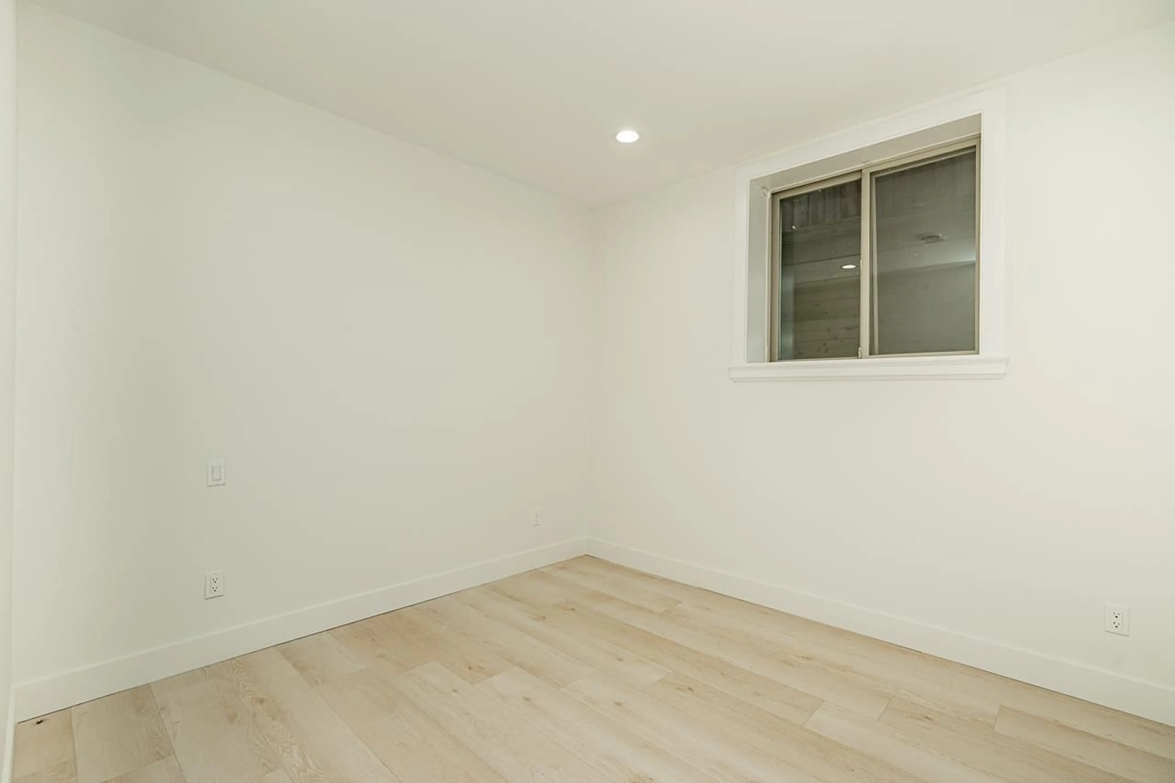 A pic of a room for 14636 36A, Surrey British Columbia V4P0E3