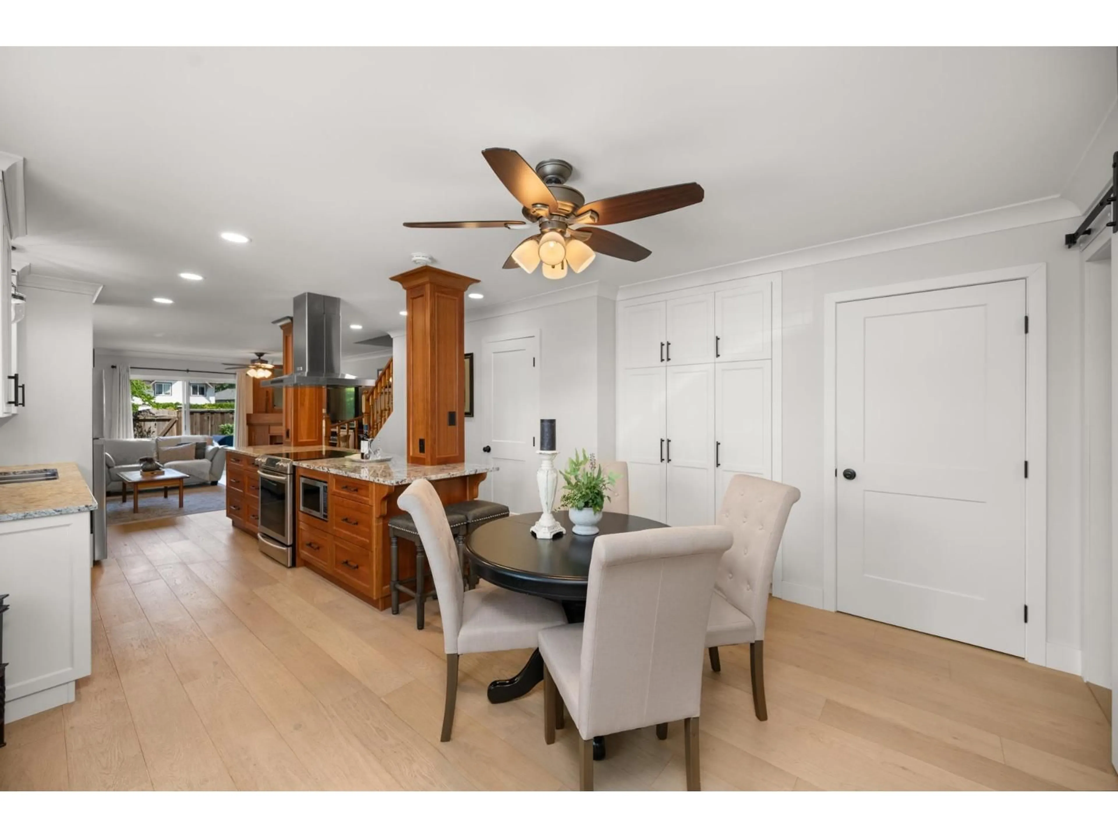 Open concept kitchen, unknown for 112 - 9507 208, Langley British Columbia V1M2Z1