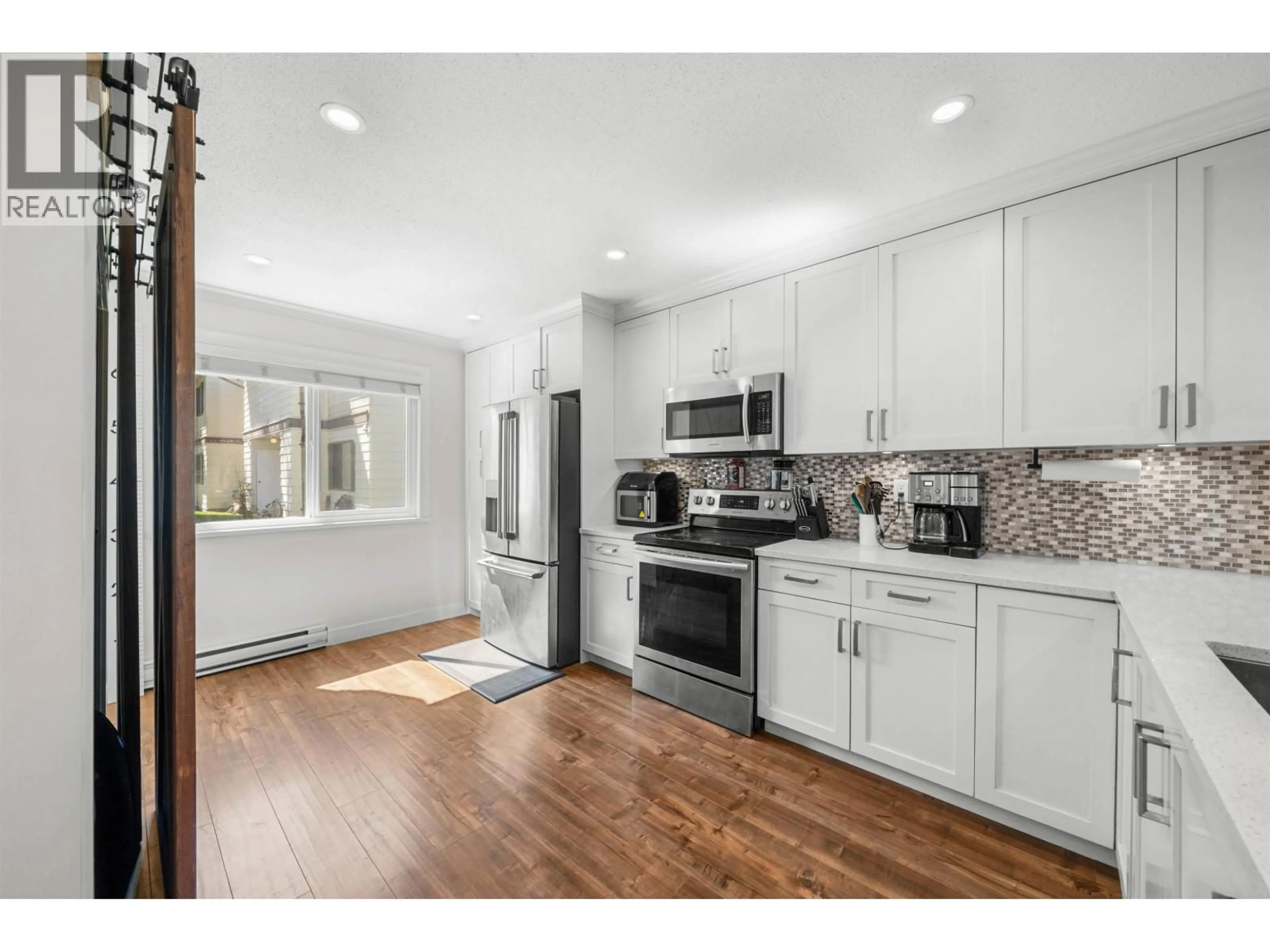 Open concept kitchen, unknown for 4800 TRIMARAN DRIVE, Richmond British Columbia V7E4Y7