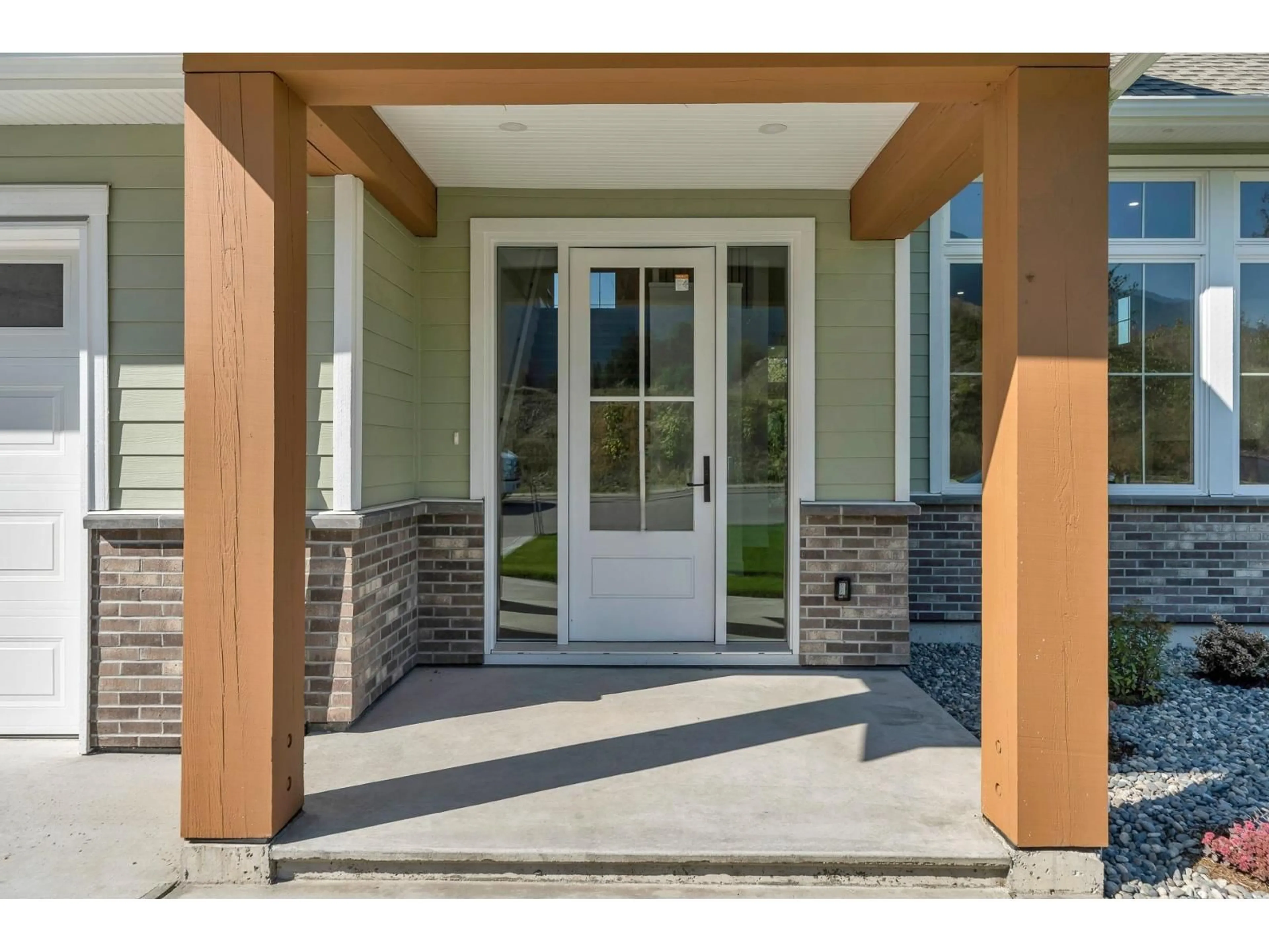 Indoor entryway for 9997 MAGNOLIA PLACE, Chilliwack British Columbia V0X1X1