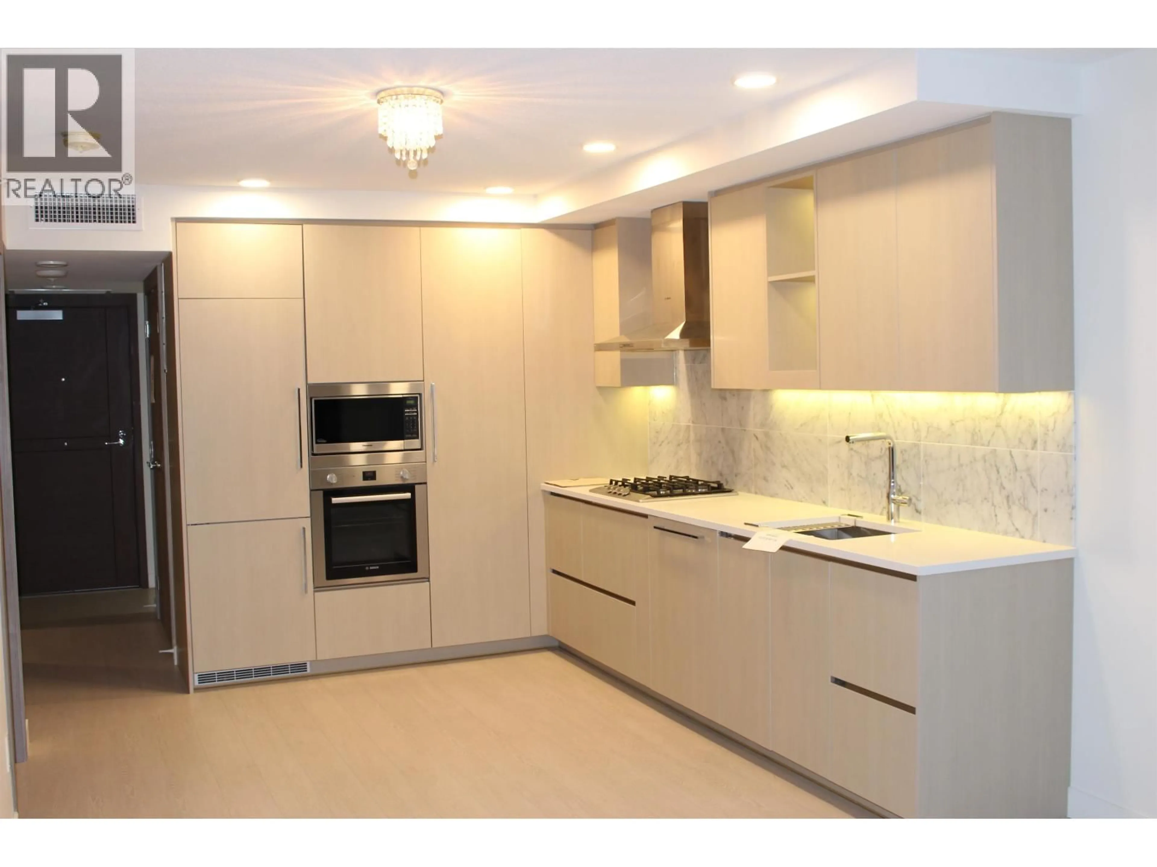 Unknown for 720 - 8800 HAZELBRIDGE WAY, Richmond British Columbia V6X0S3