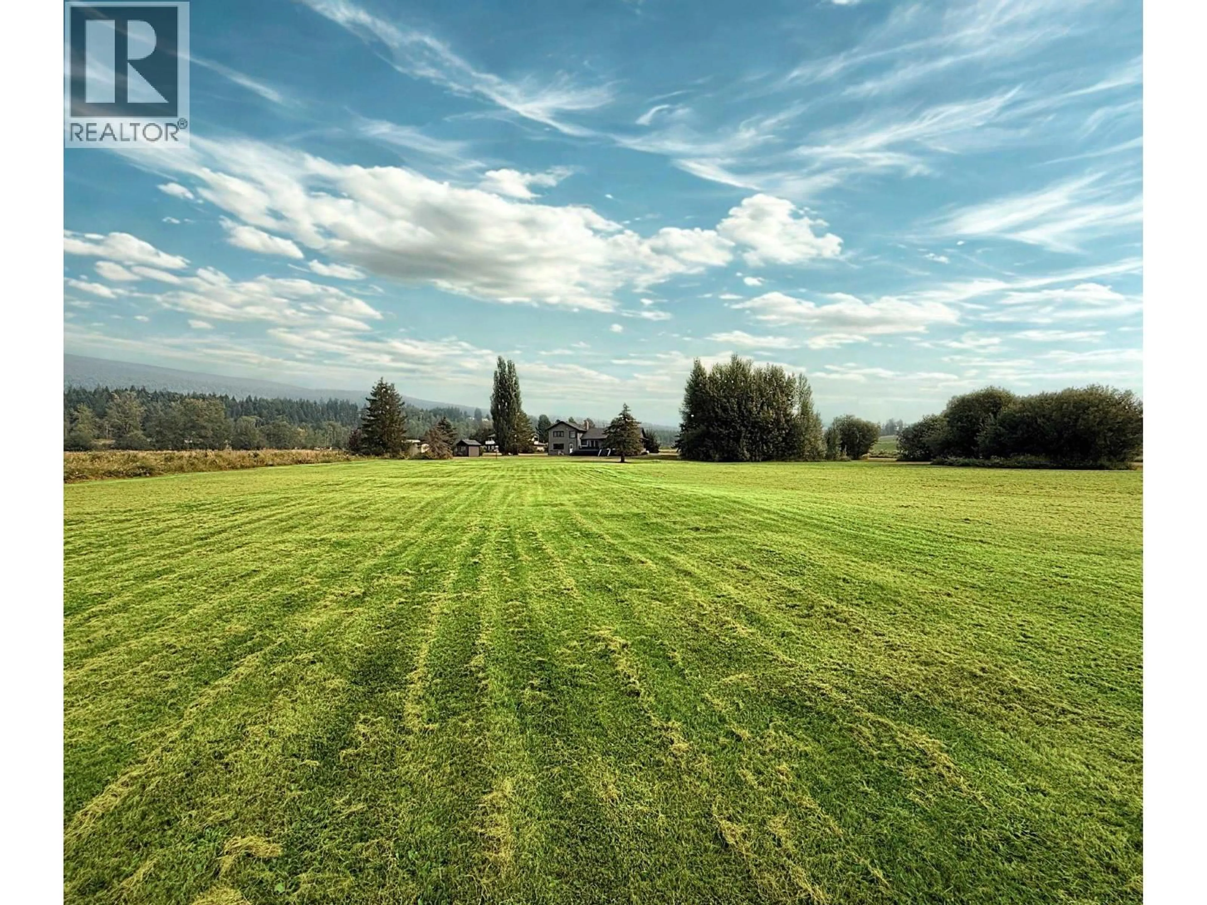 A pic from outside/outdoor area/front of a property/back of a property/a pic from drone, mountain view for 3483 ESTATE ROAD, Quesnel British Columbia V2J6G3