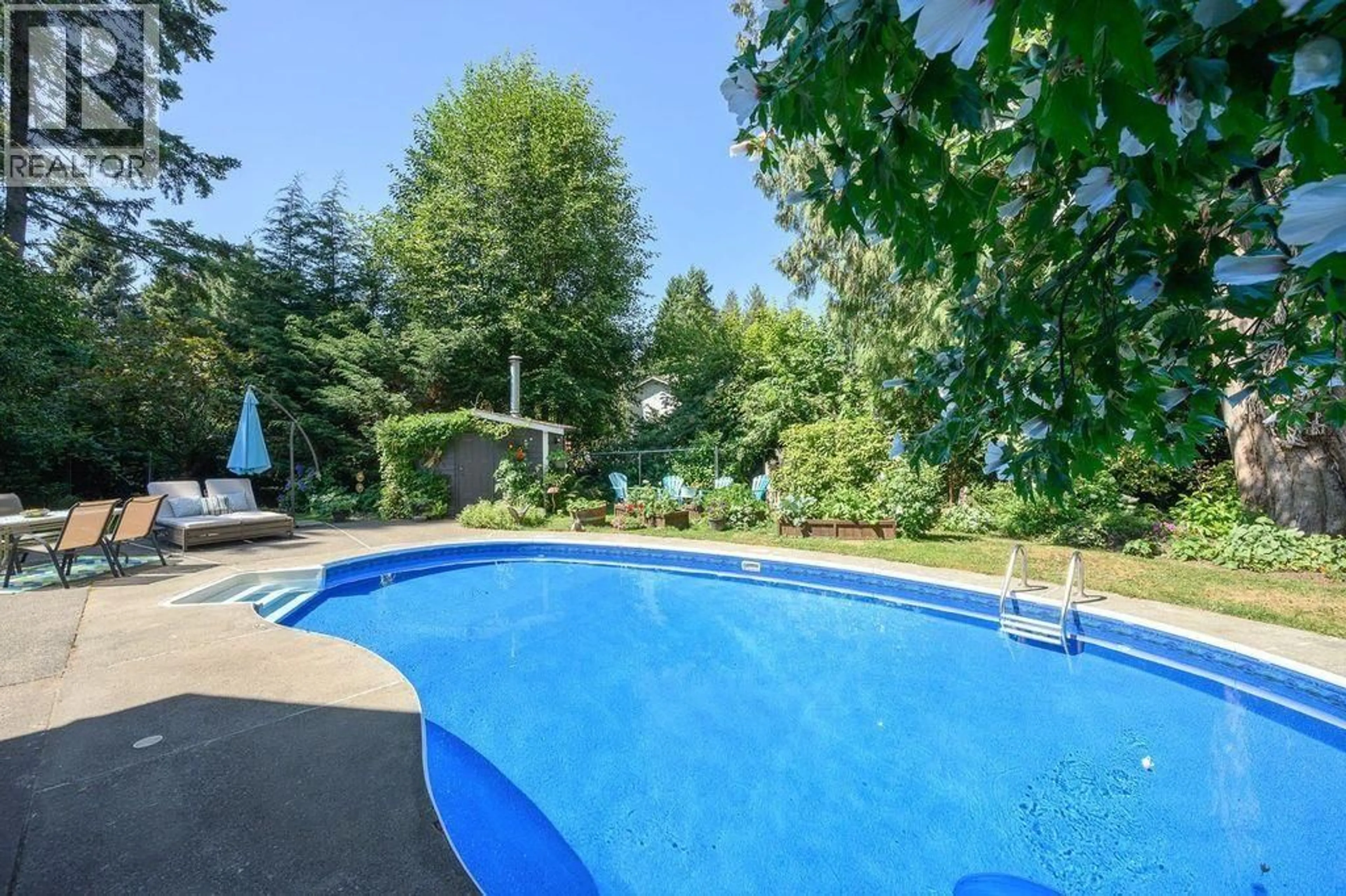 Pool for 1613 LINCOLN AVENUE, Port Coquitlam British Columbia V3B2J5
