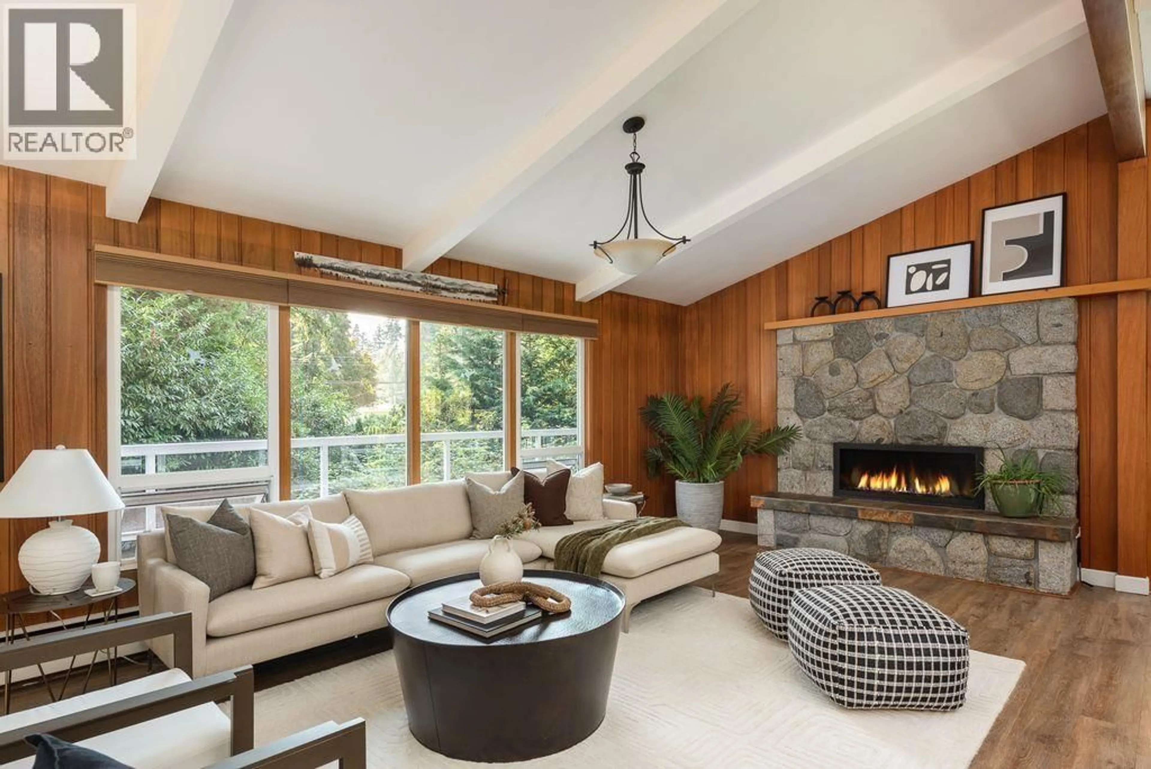 Living room with furniture, unknown for 1613 LINCOLN AVENUE, Port Coquitlam British Columbia V3B2J5