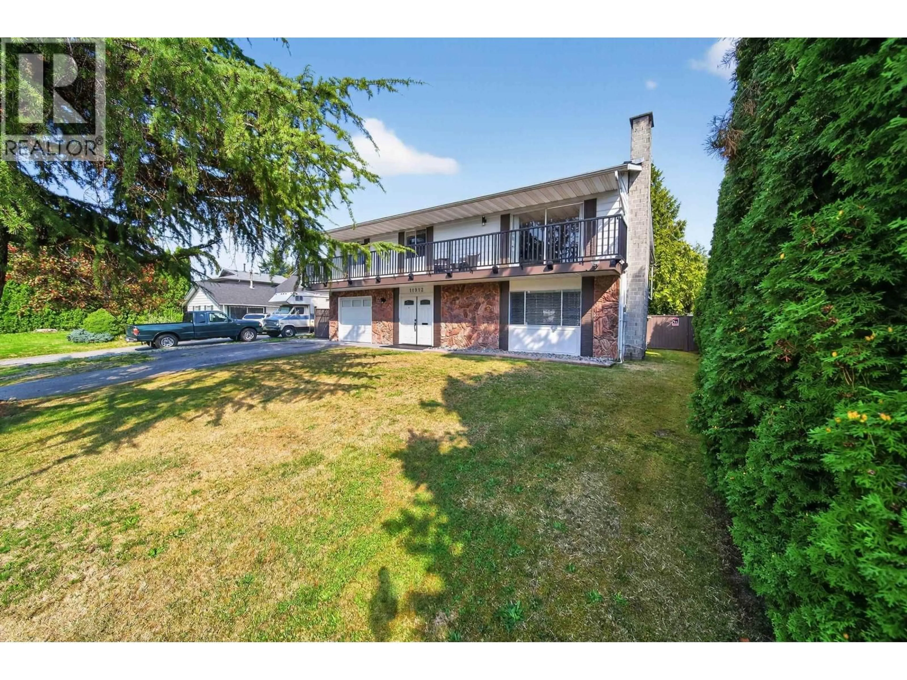 A pic from outside/outdoor area/front of a property/back of a property/a pic from drone, street for 11912 229 STREET, Maple Ridge British Columbia V2X6P8