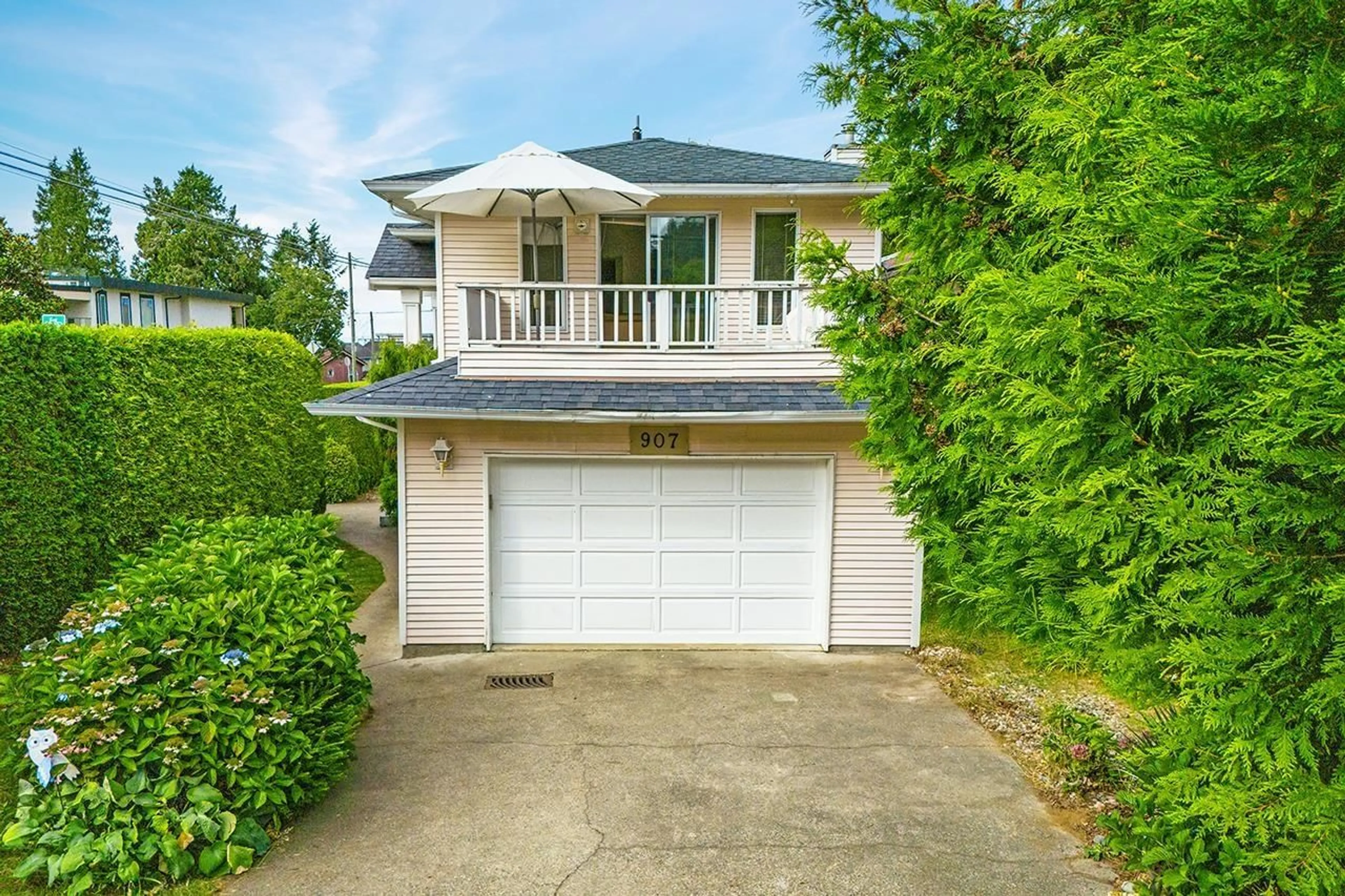 Unknown for 907 MAPLE, White Rock British Columbia V4B4M4