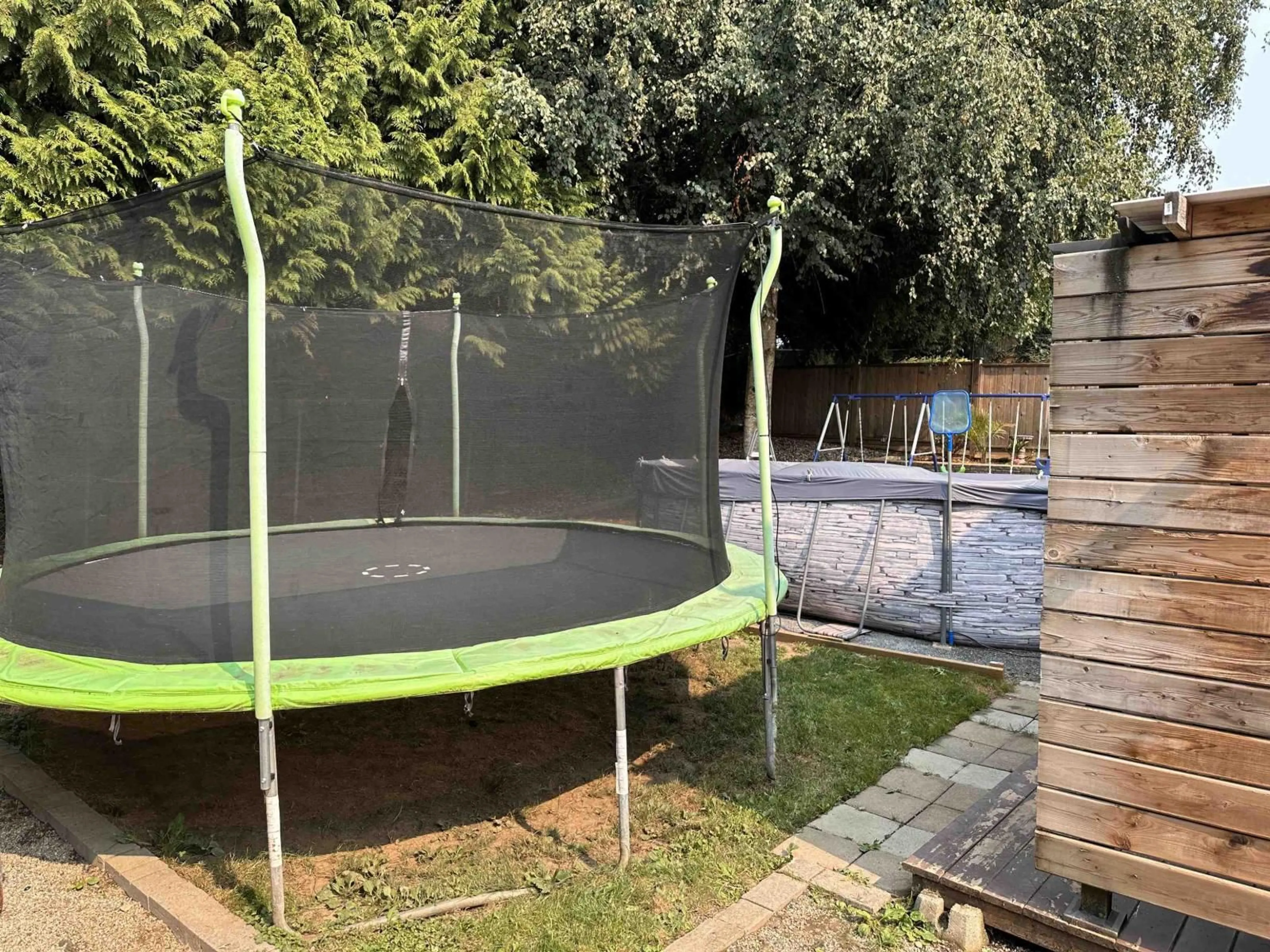 A pic from outside/outdoor area/front of a property/back of a property/a pic from drone, forest/trees view for 3785 ROBSON, Abbotsford British Columbia V2S6E9