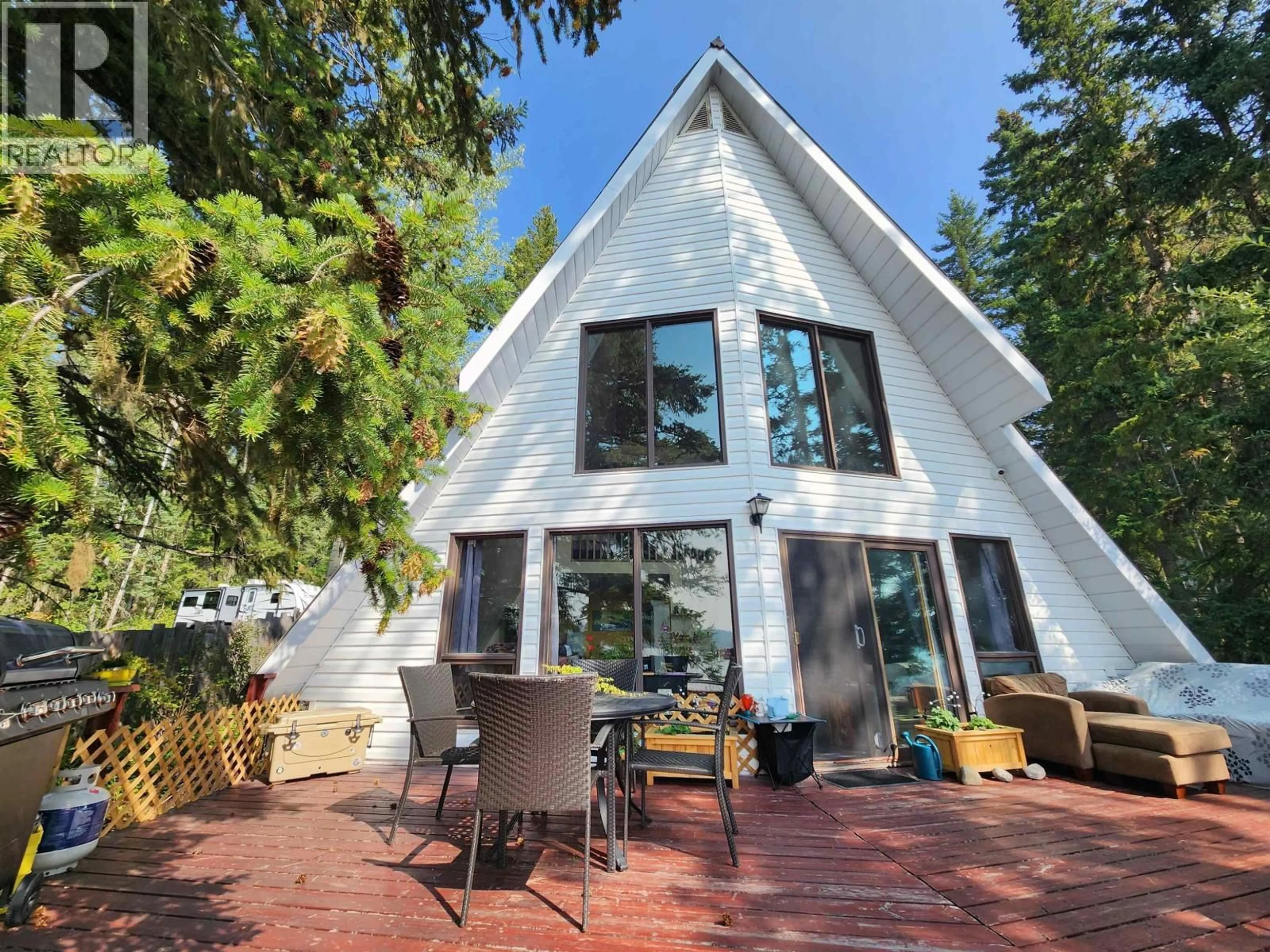 Home with vinyl exterior material, water/lake/river/ocean view for 23255 FYFE ROAD, Prince George British Columbia V2N6H7