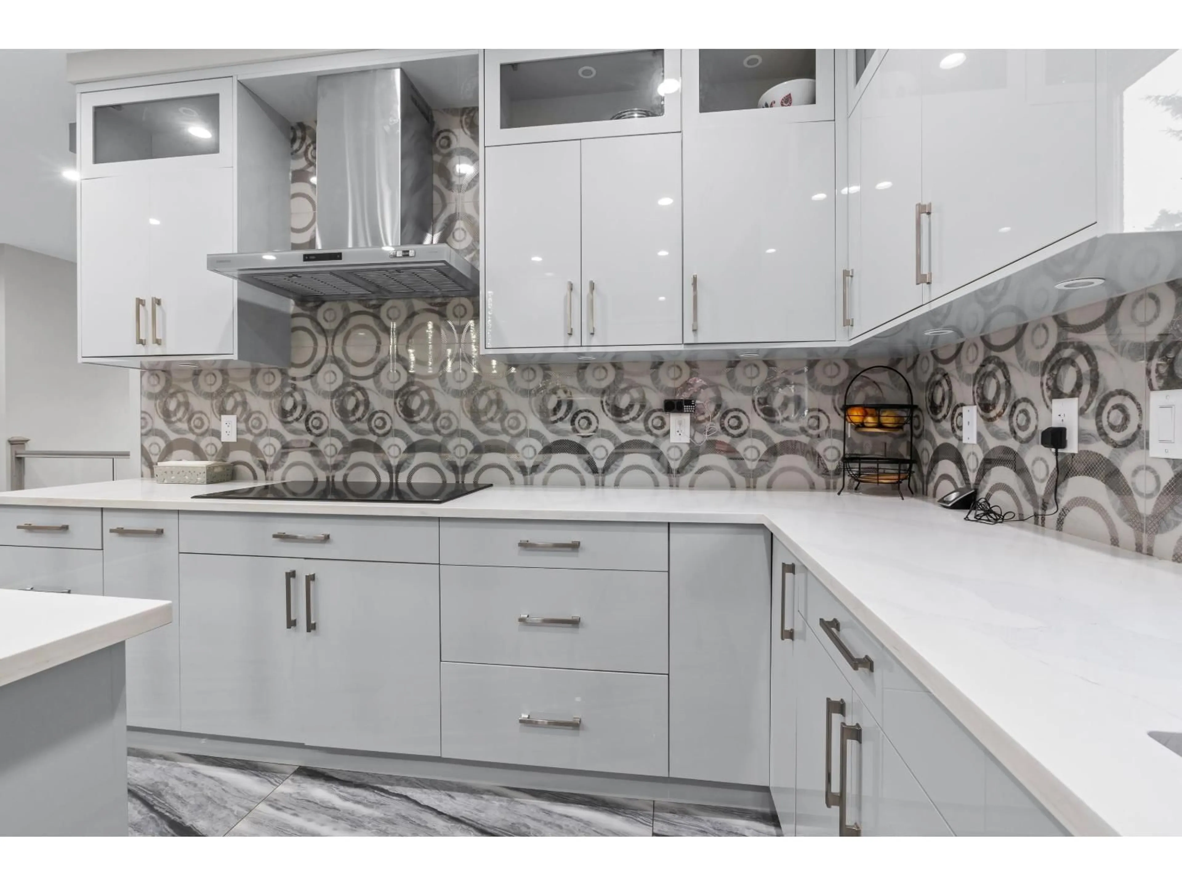 Contemporary kitchen, ceramic/tile floor for 11069 132, Surrey British Columbia V3T3X1