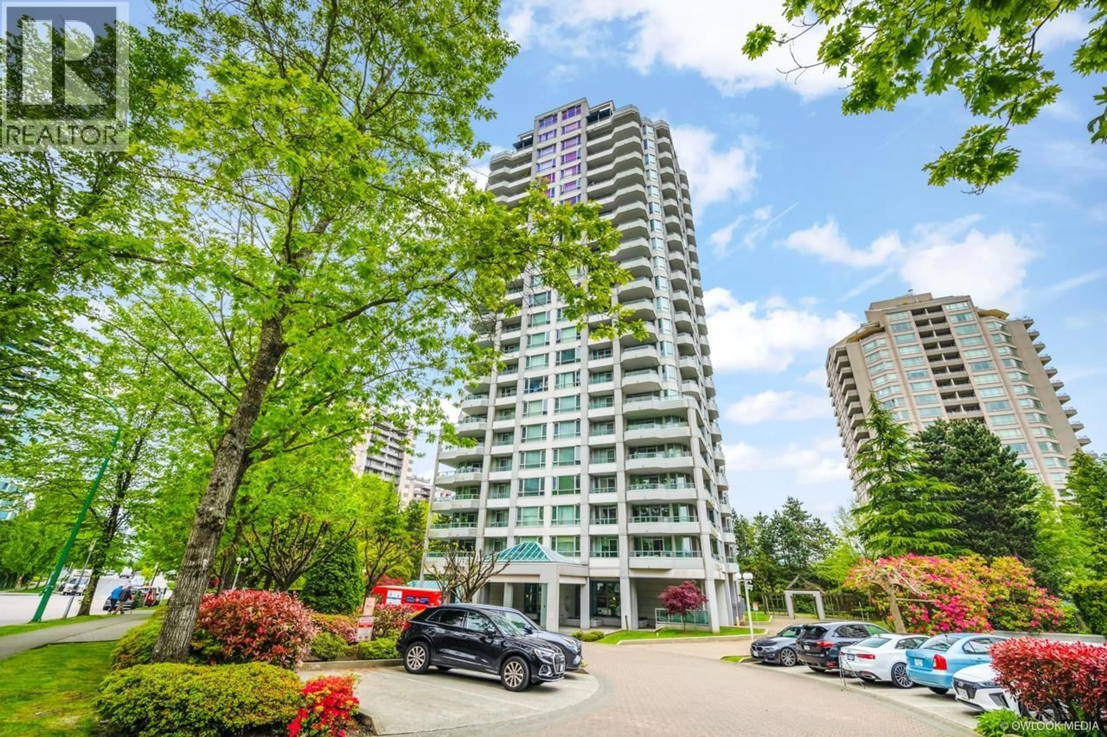 Unknown for 840 - 4825 HAZEL STREET, Burnaby British Columbia V5H4N4