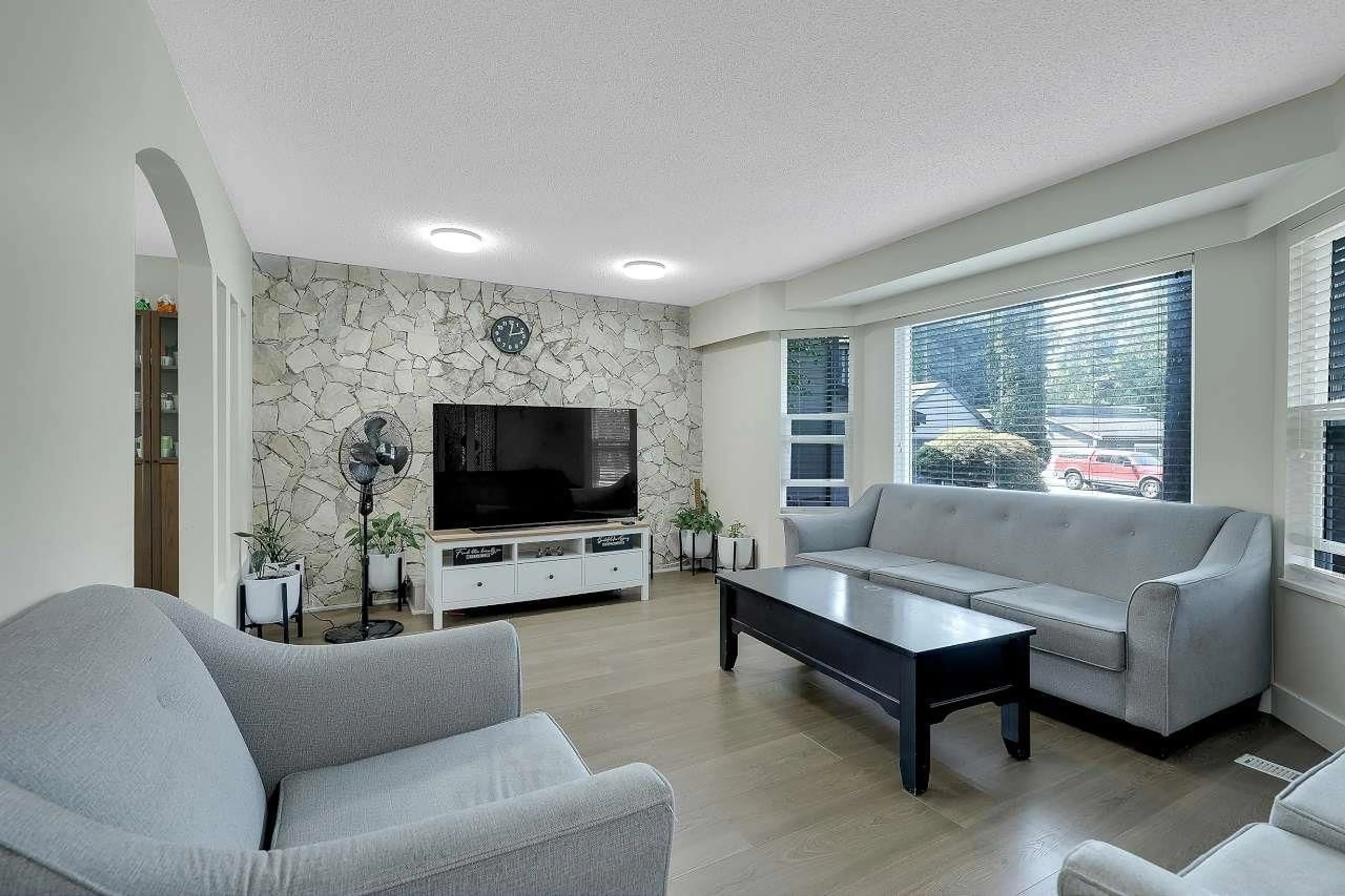 Living room with furniture, unknown for 6854 UPPER CANYON, Delta British Columbia V4E2M2