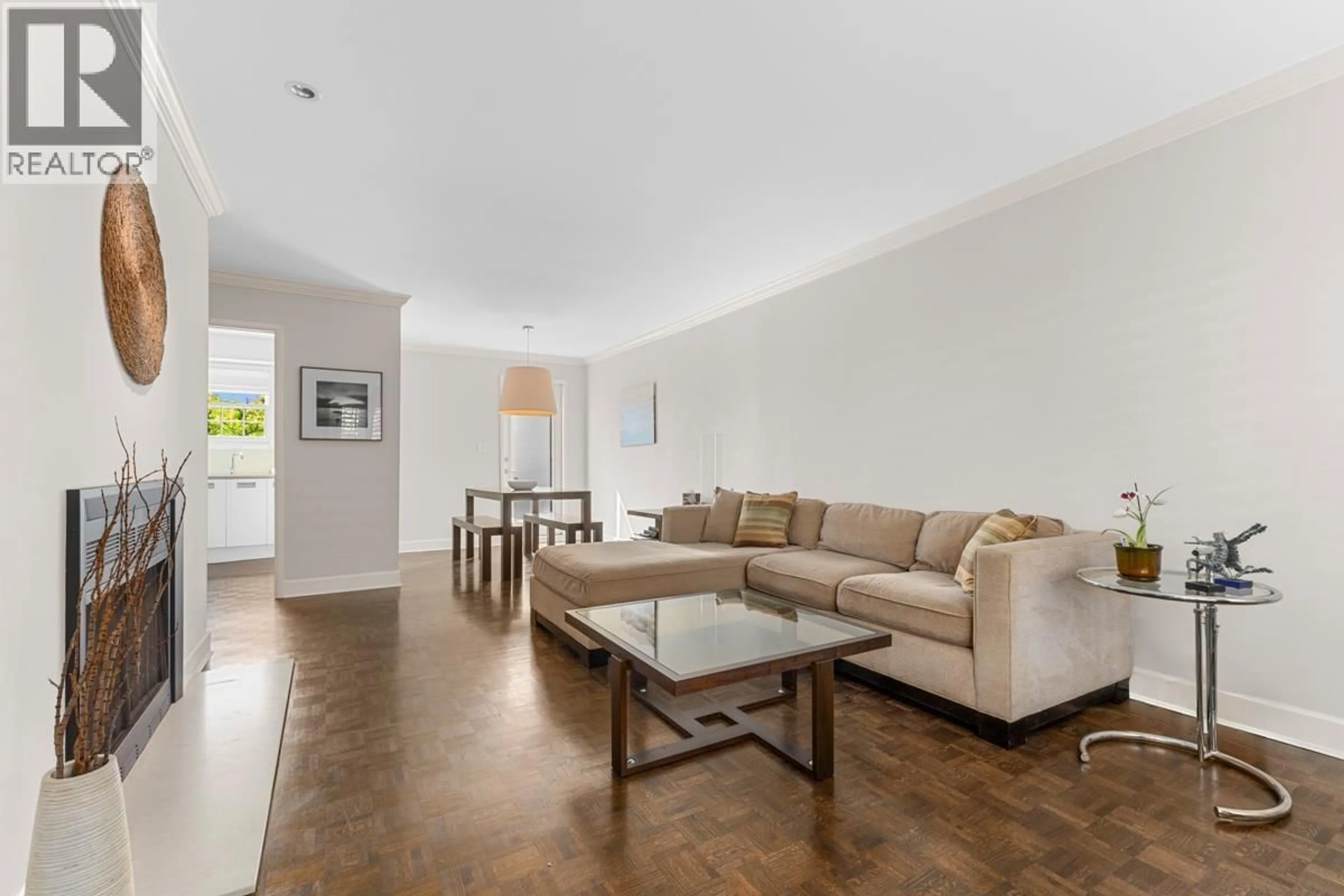 Living room with furniture, wood/laminate floor for 1363 7TH AVENUE, Vancouver British Columbia V6H1B8