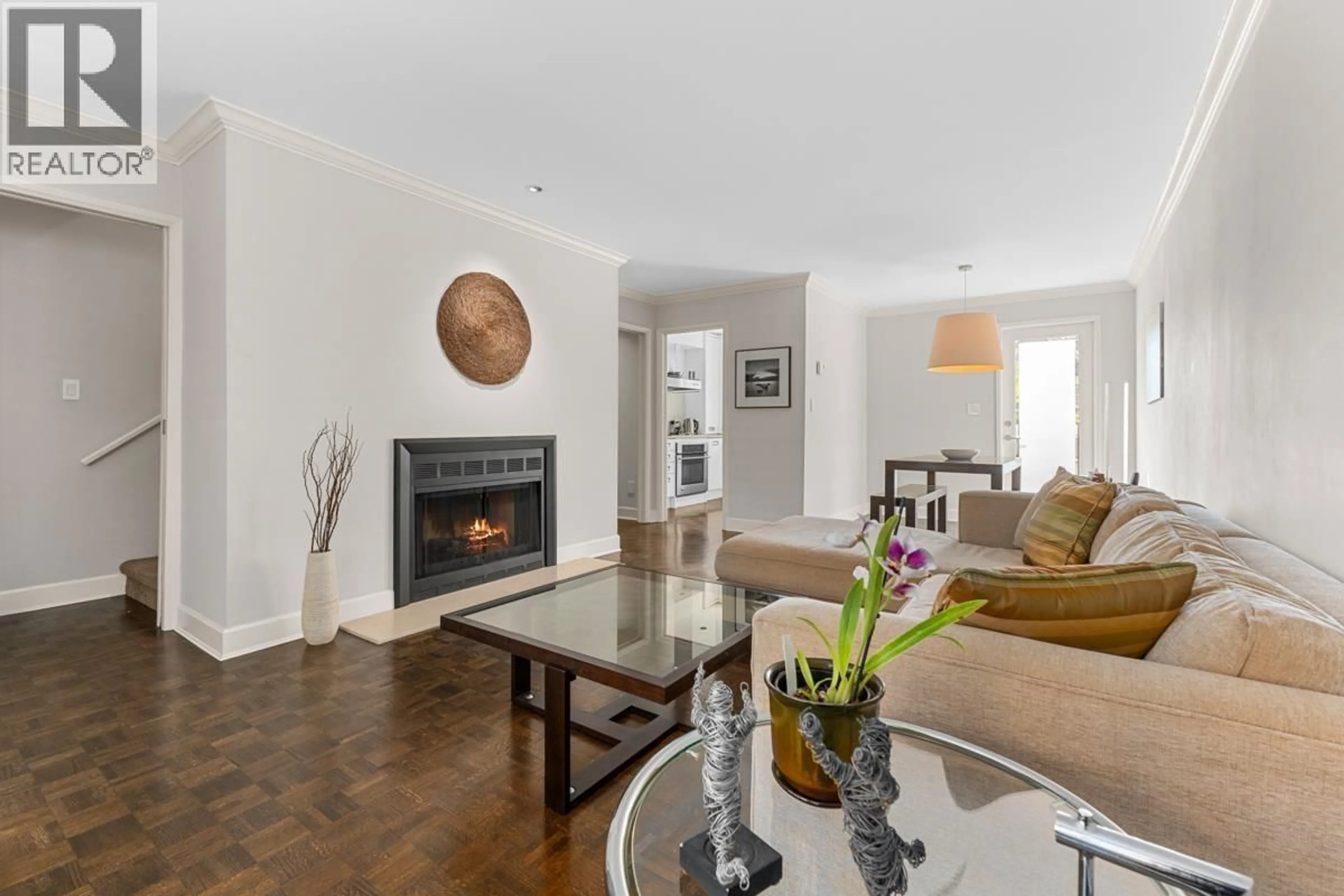 Living room with furniture, wood/laminate floor for 1363 7TH AVENUE, Vancouver British Columbia V6H1B8