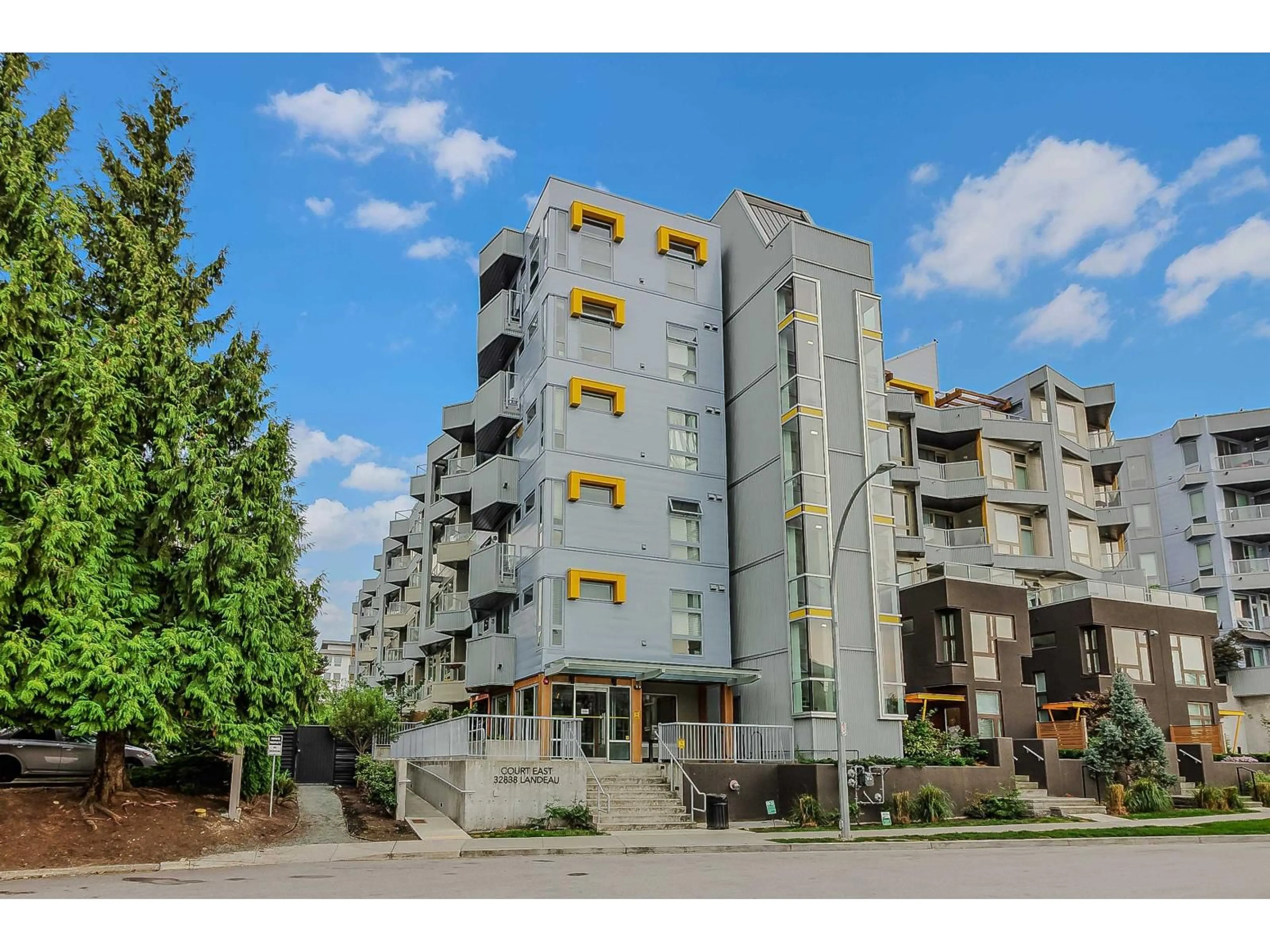 Unknown for 308 - 32838 LANDEAU, Abbotsford British Columbia V2S0M6