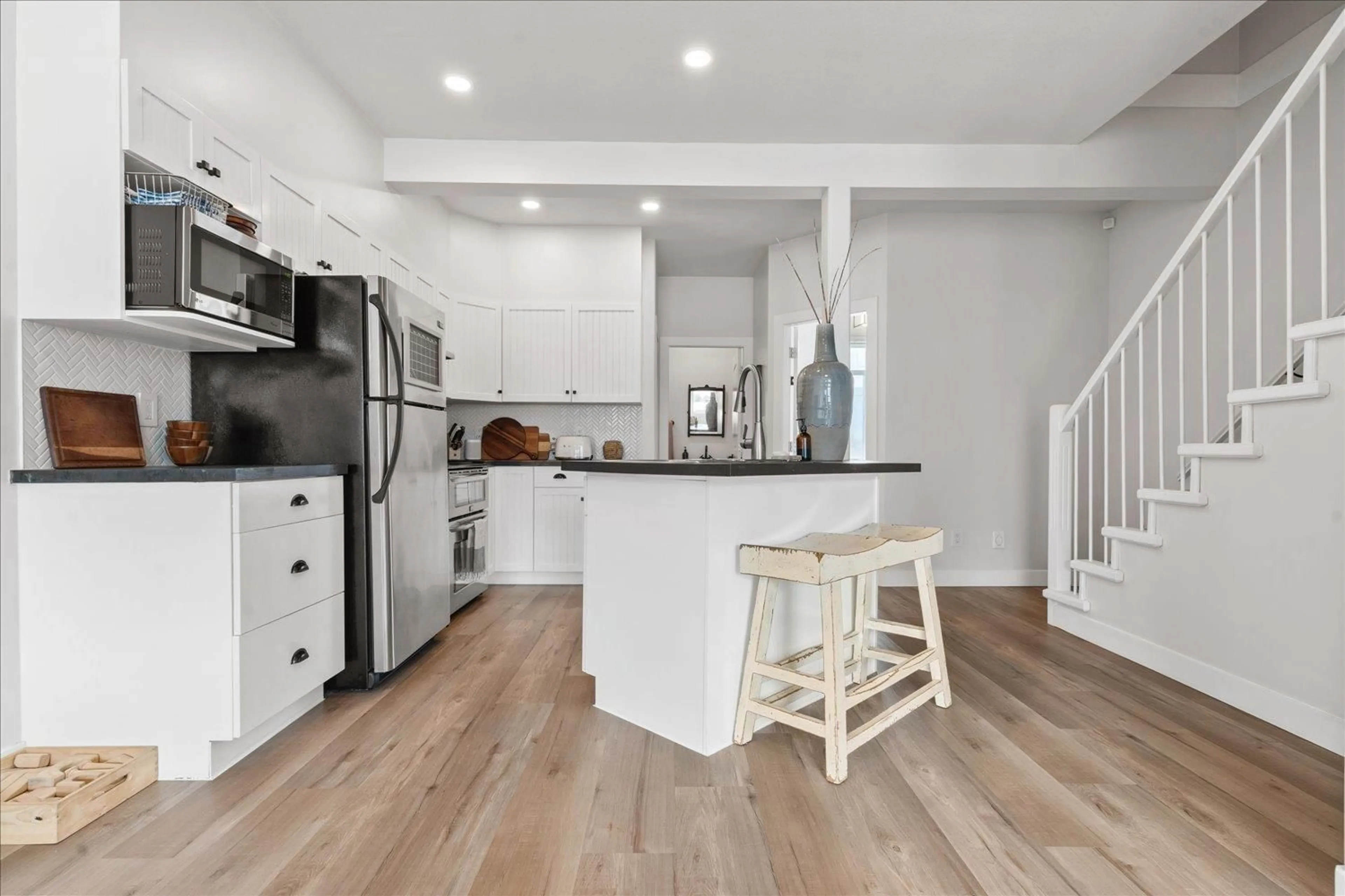 Open concept kitchen, unknown for 1 - 1802 HEATH ROAD, Agassiz British Columbia V0M1A2